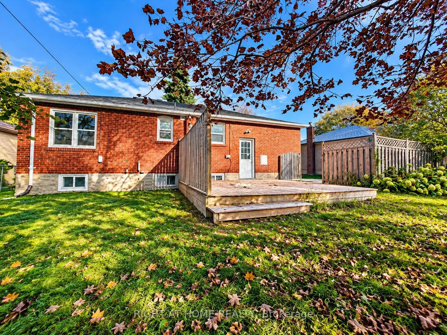 72 Monkswood Crescent #Main Floor