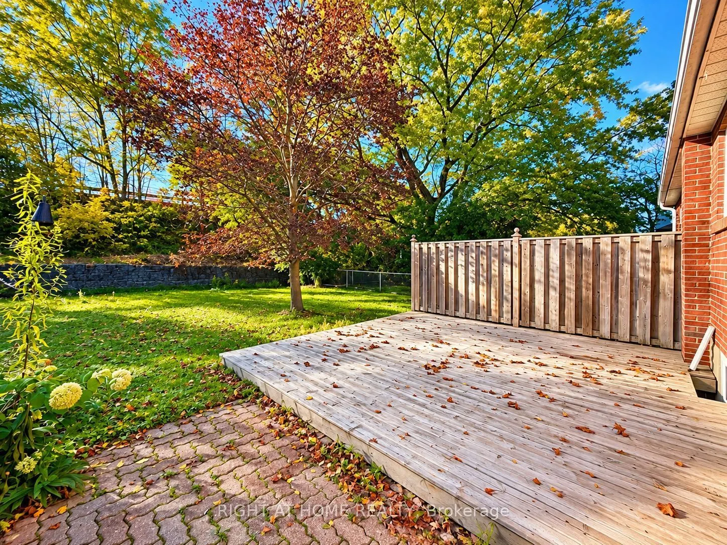 72 Monkswood Crescent #Main Floor