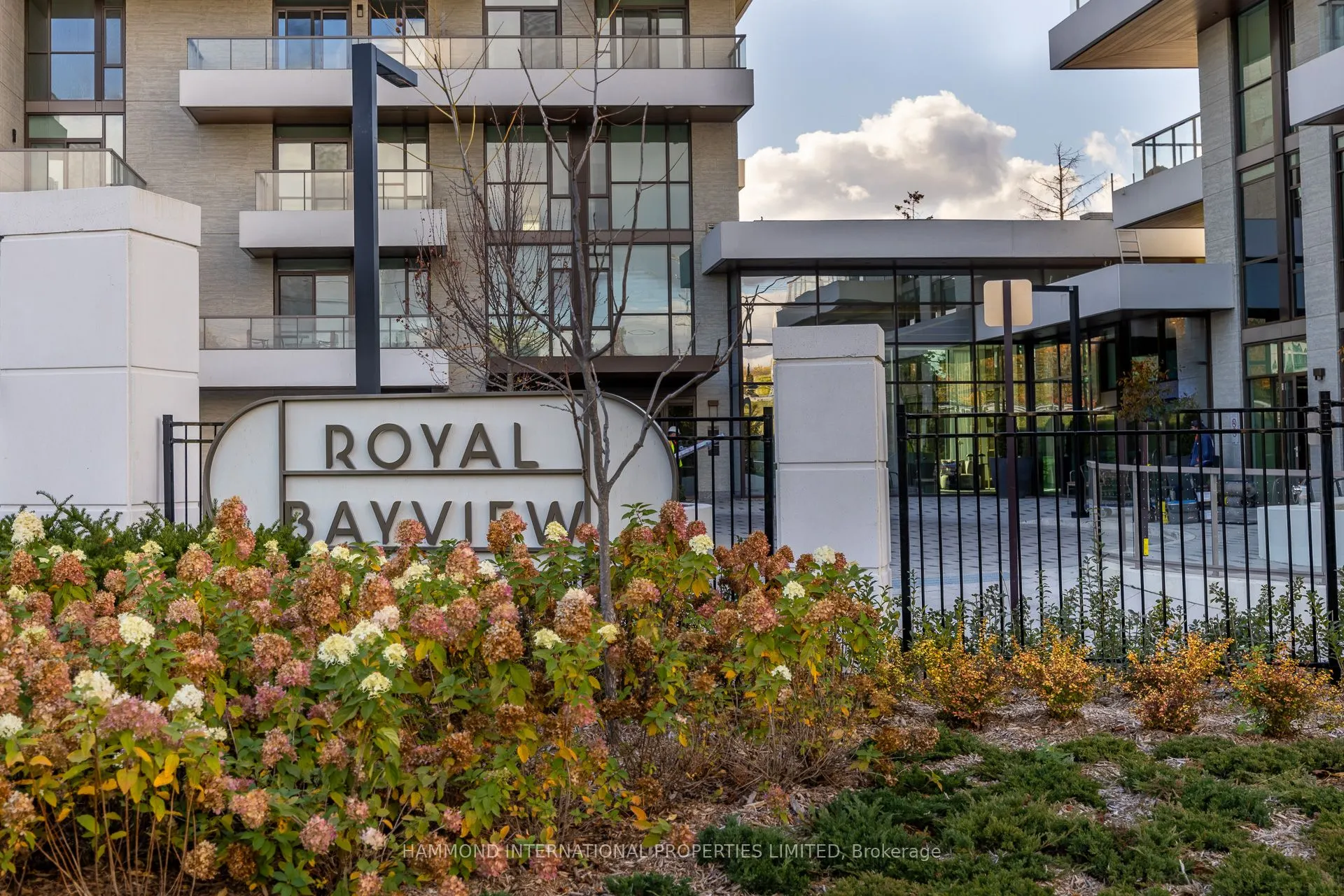 399 Royal Orchard Boulevard #RPH