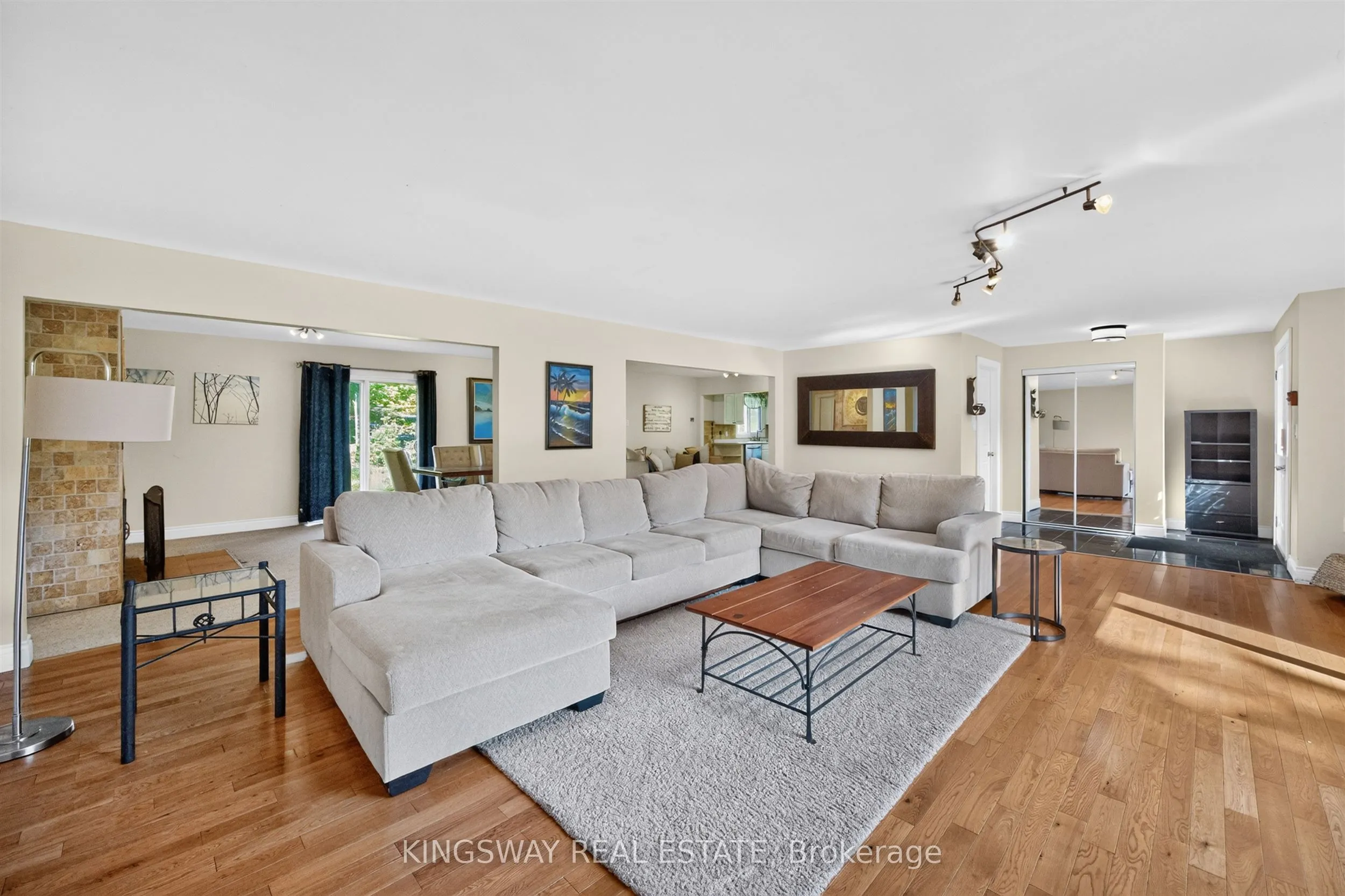 3934 Lakeview Road