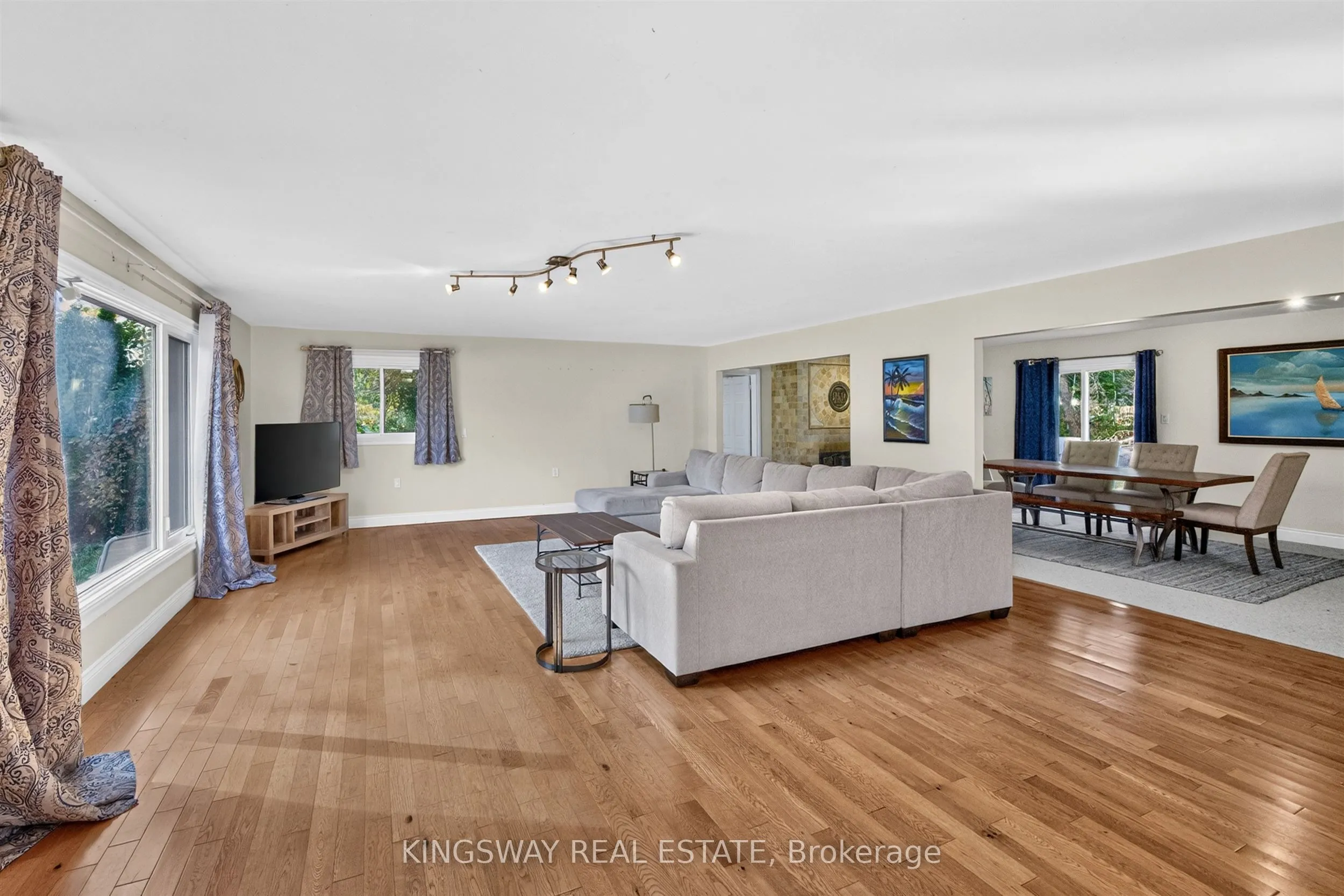 3934 Lakeview Road