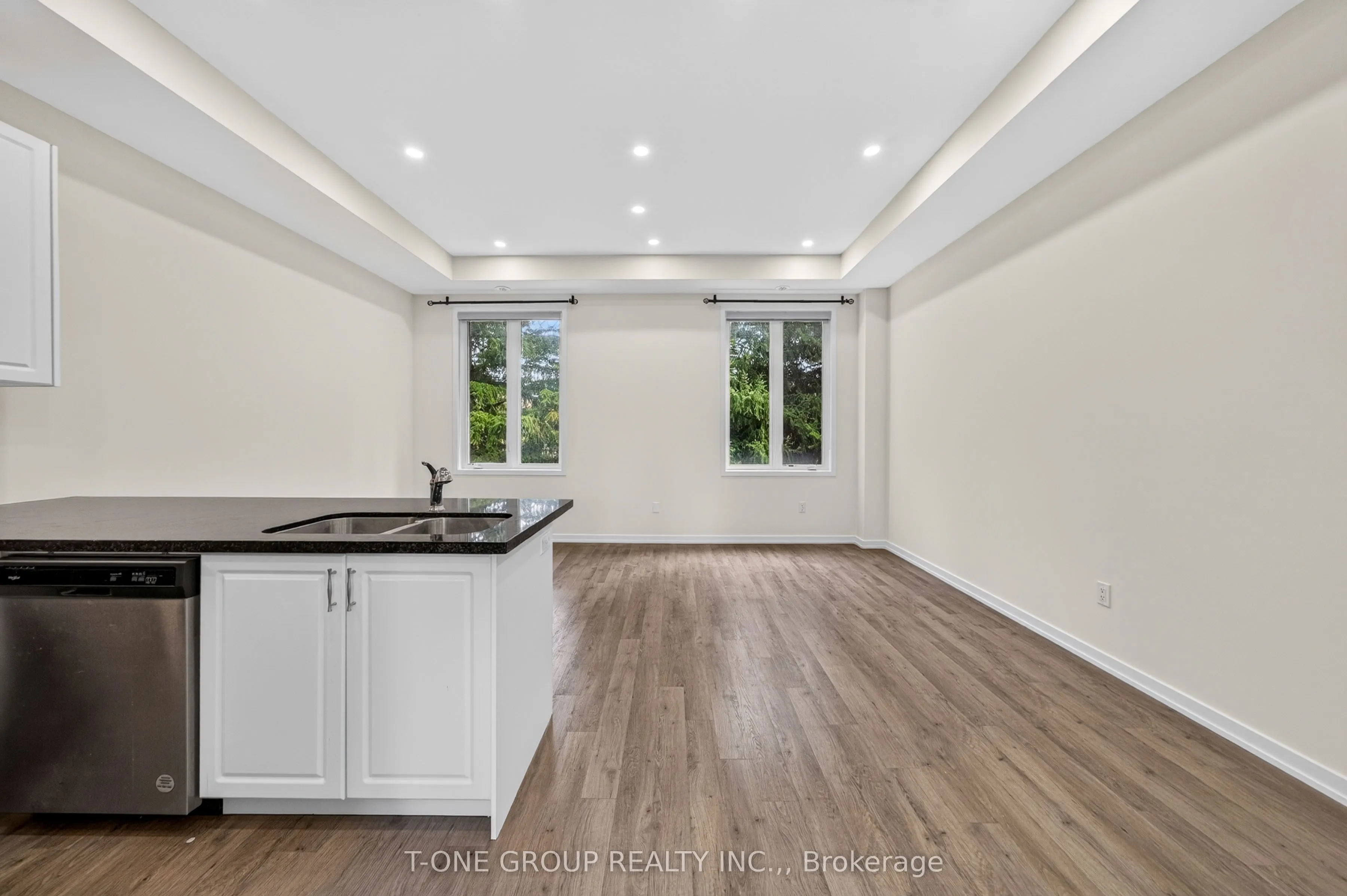 54 Pantheon Lane