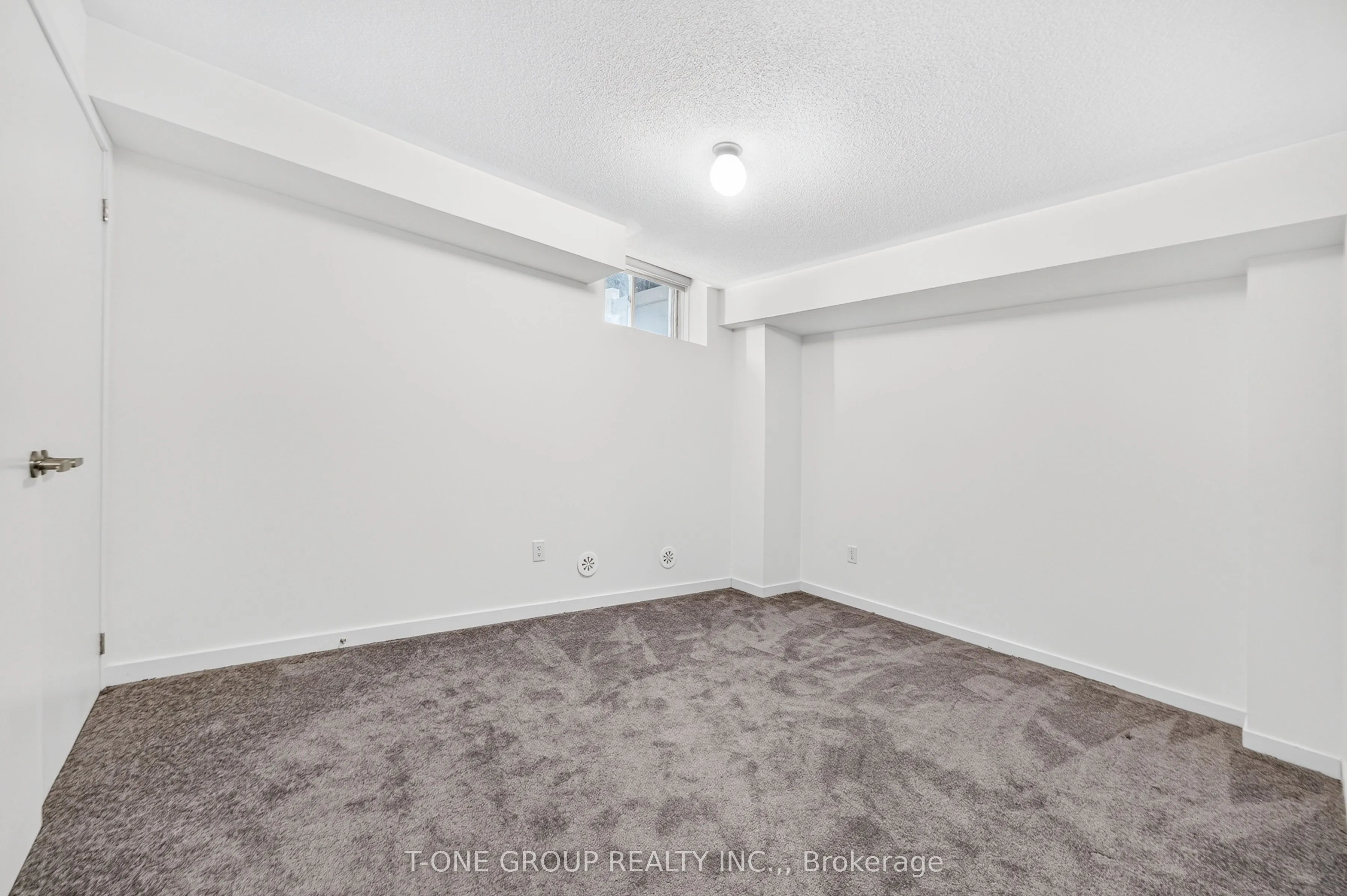 54 Pantheon Lane