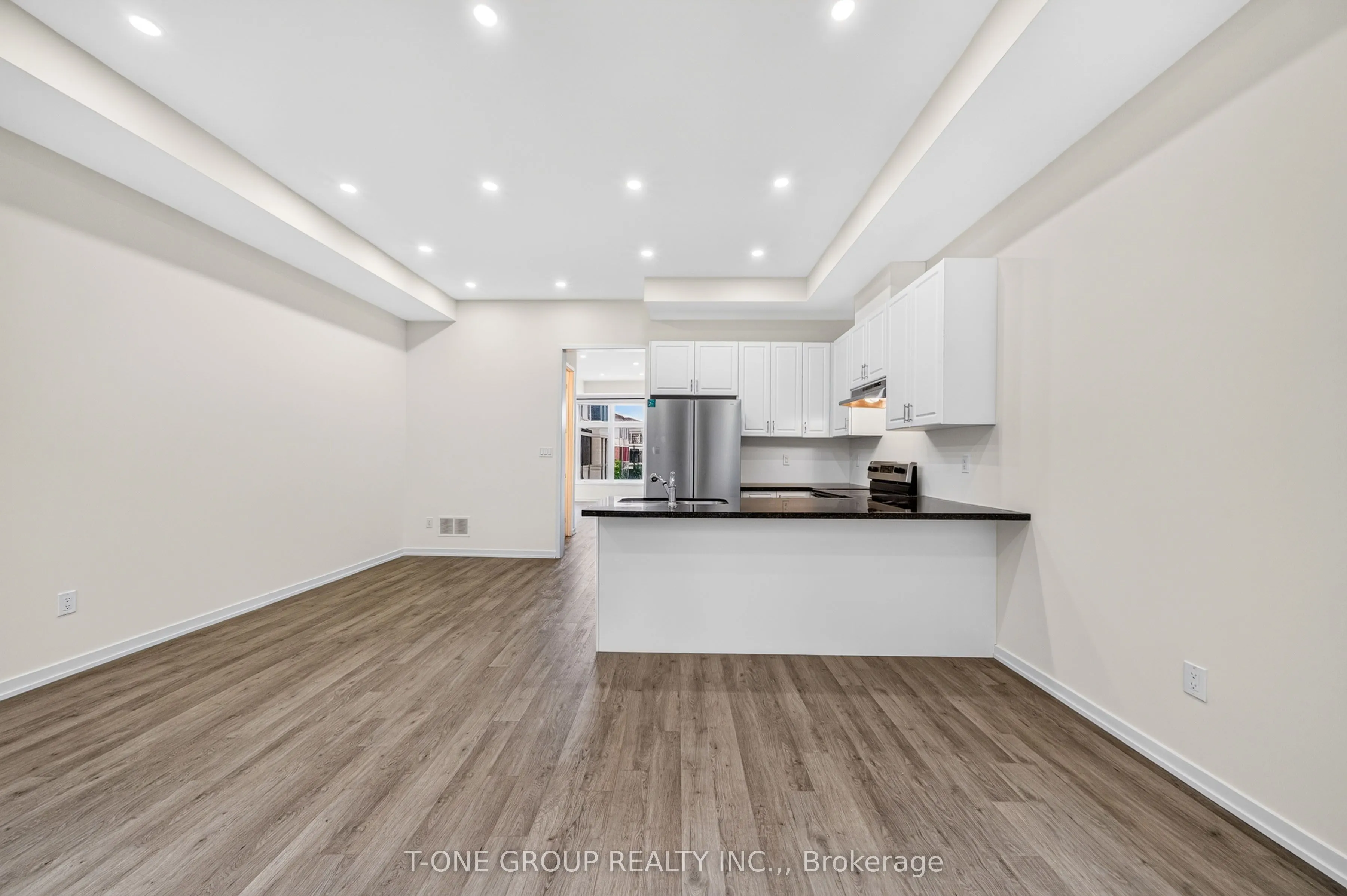 54 Pantheon Lane