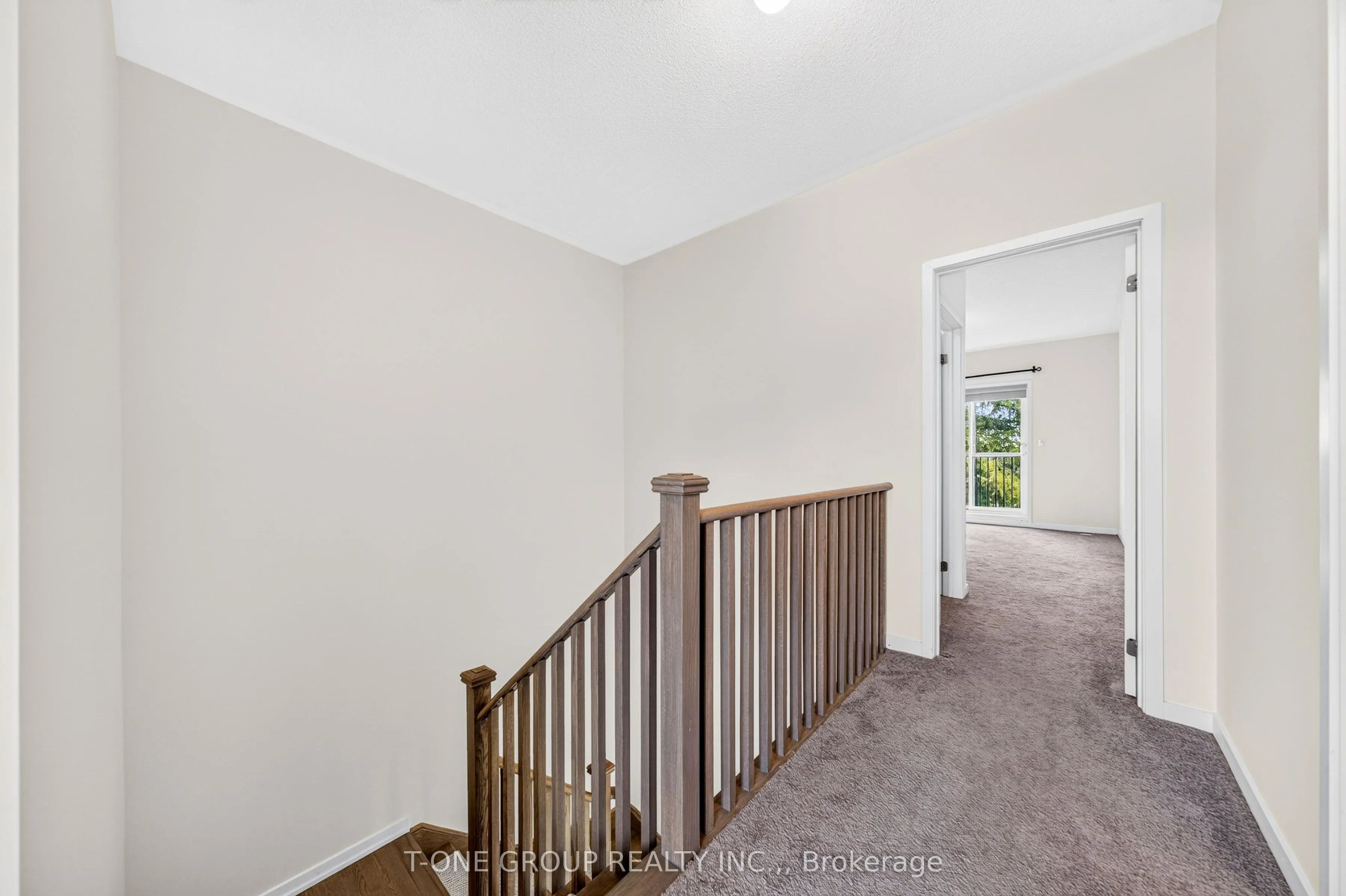 54 Pantheon Lane