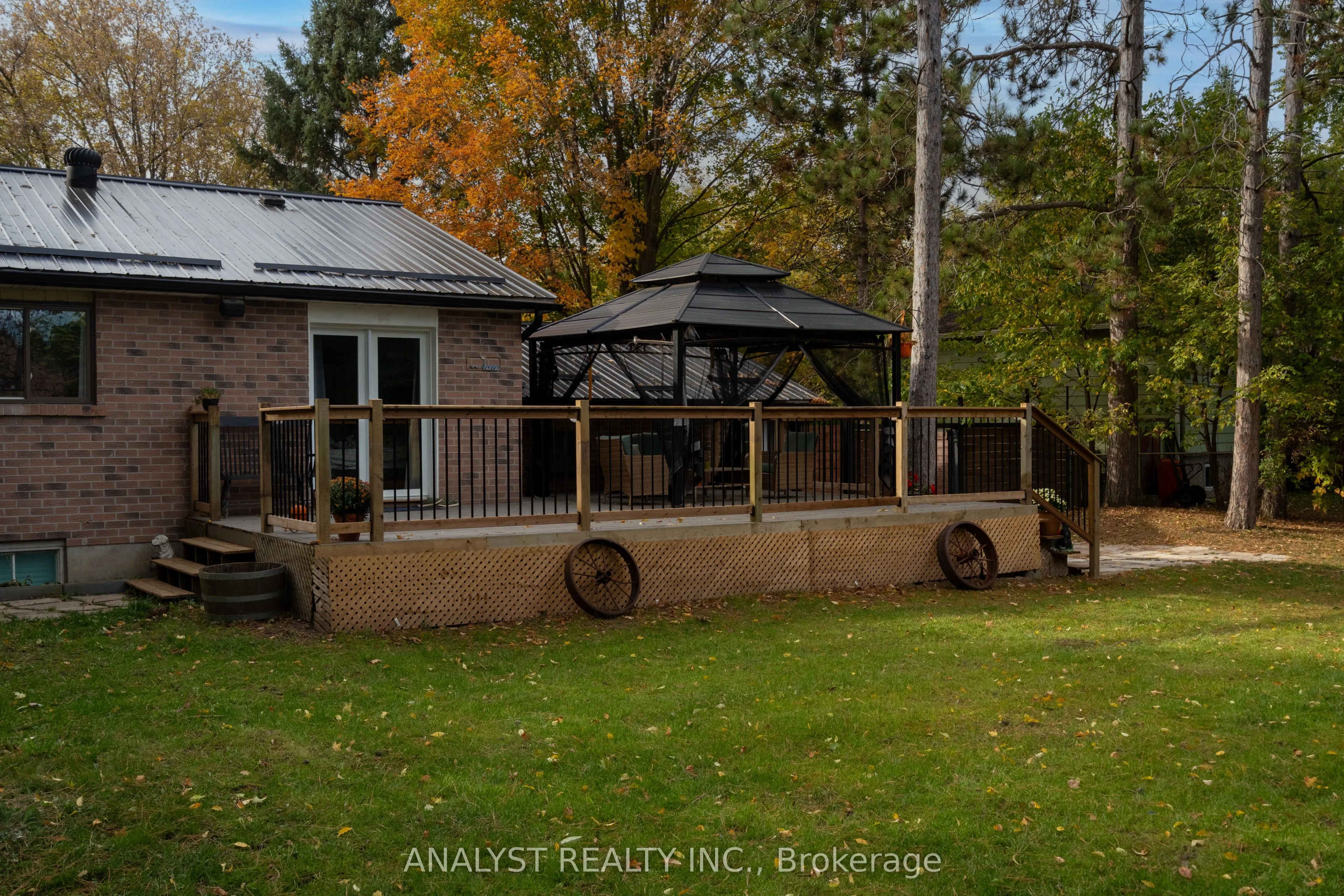 19 Pine Park Boulevard