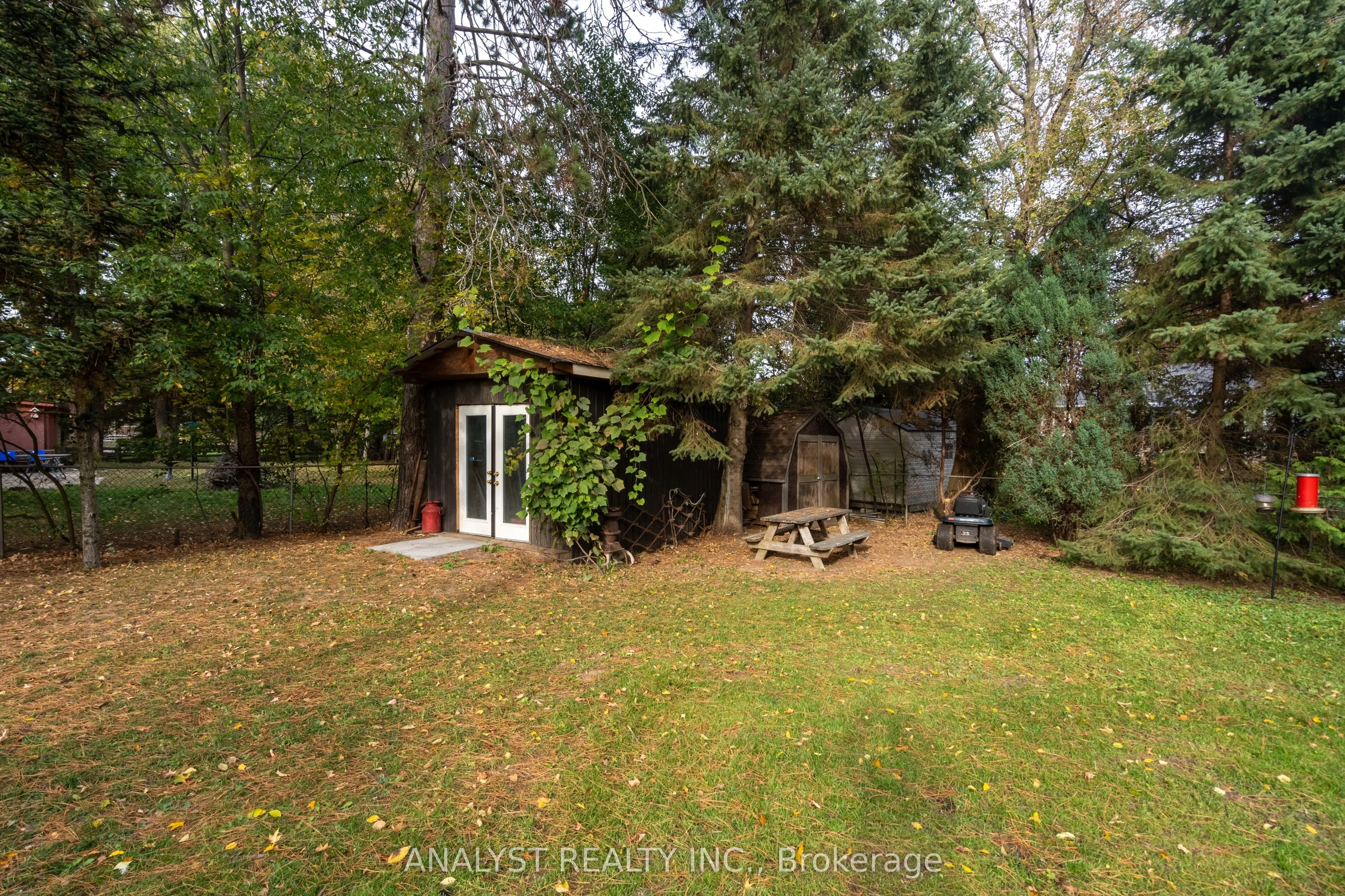 19 Pine Park Boulevard