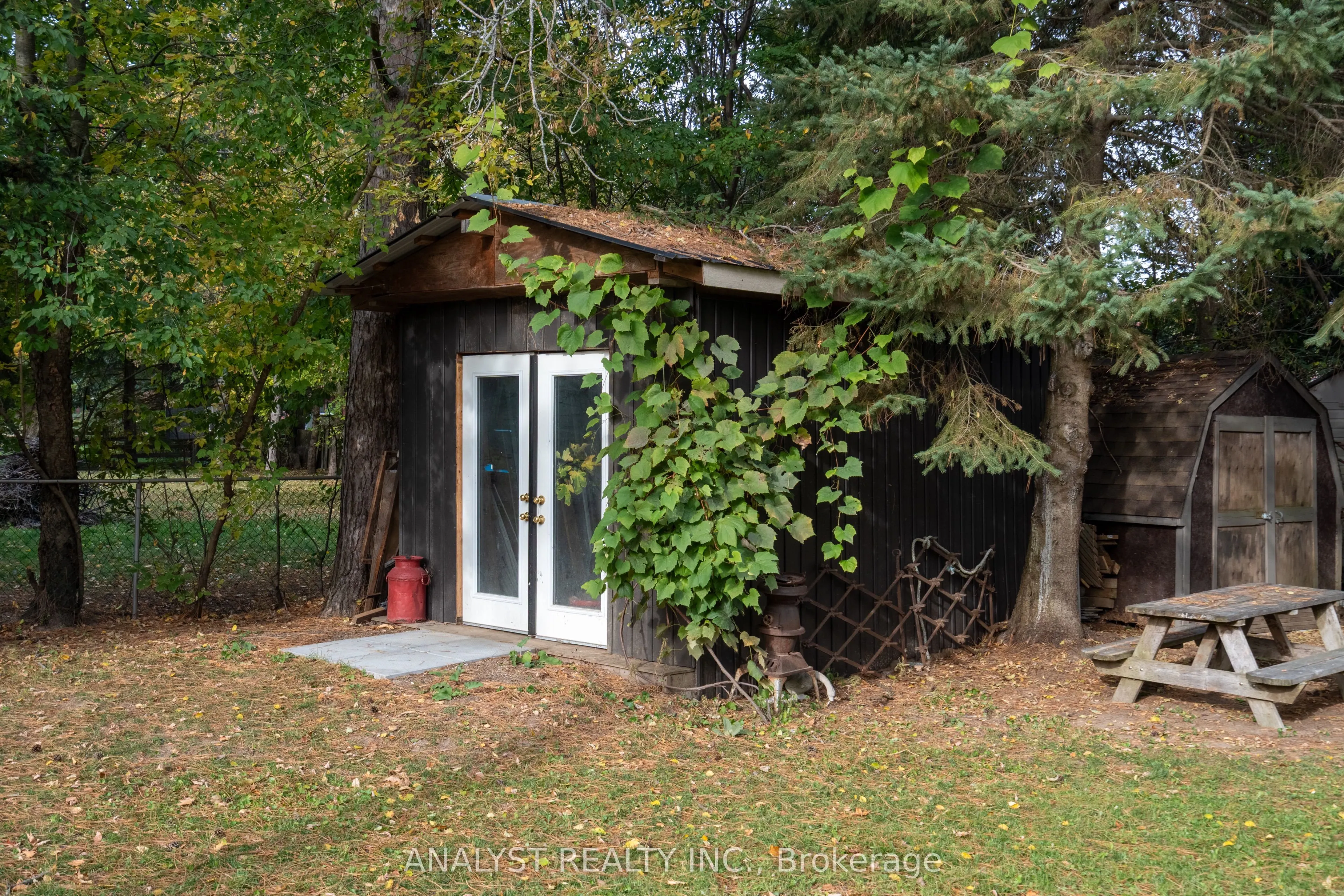 19 Pine Park Boulevard
