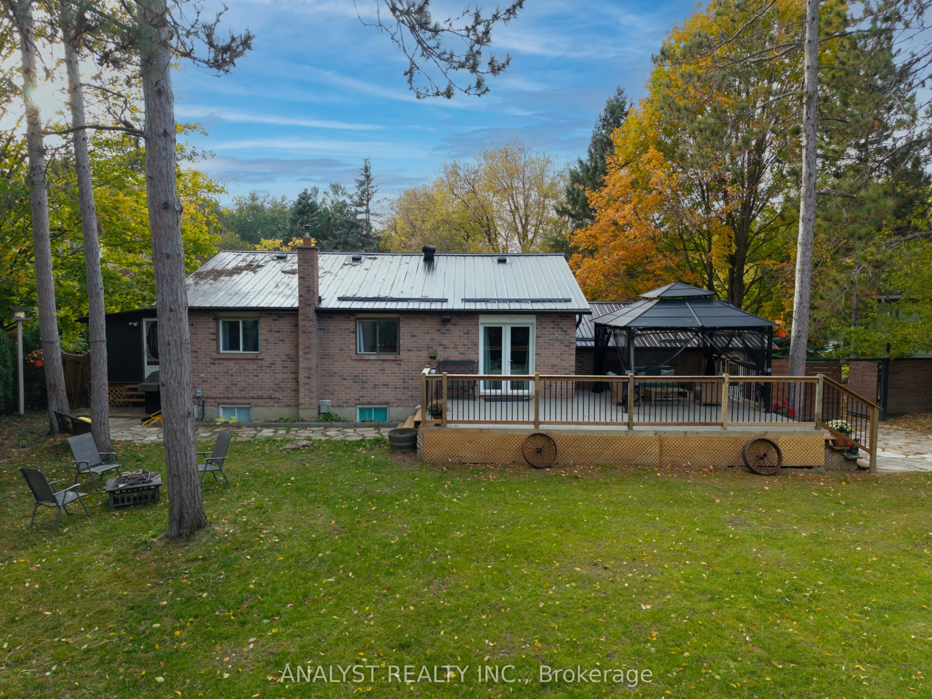 19 Pine Park Boulevard