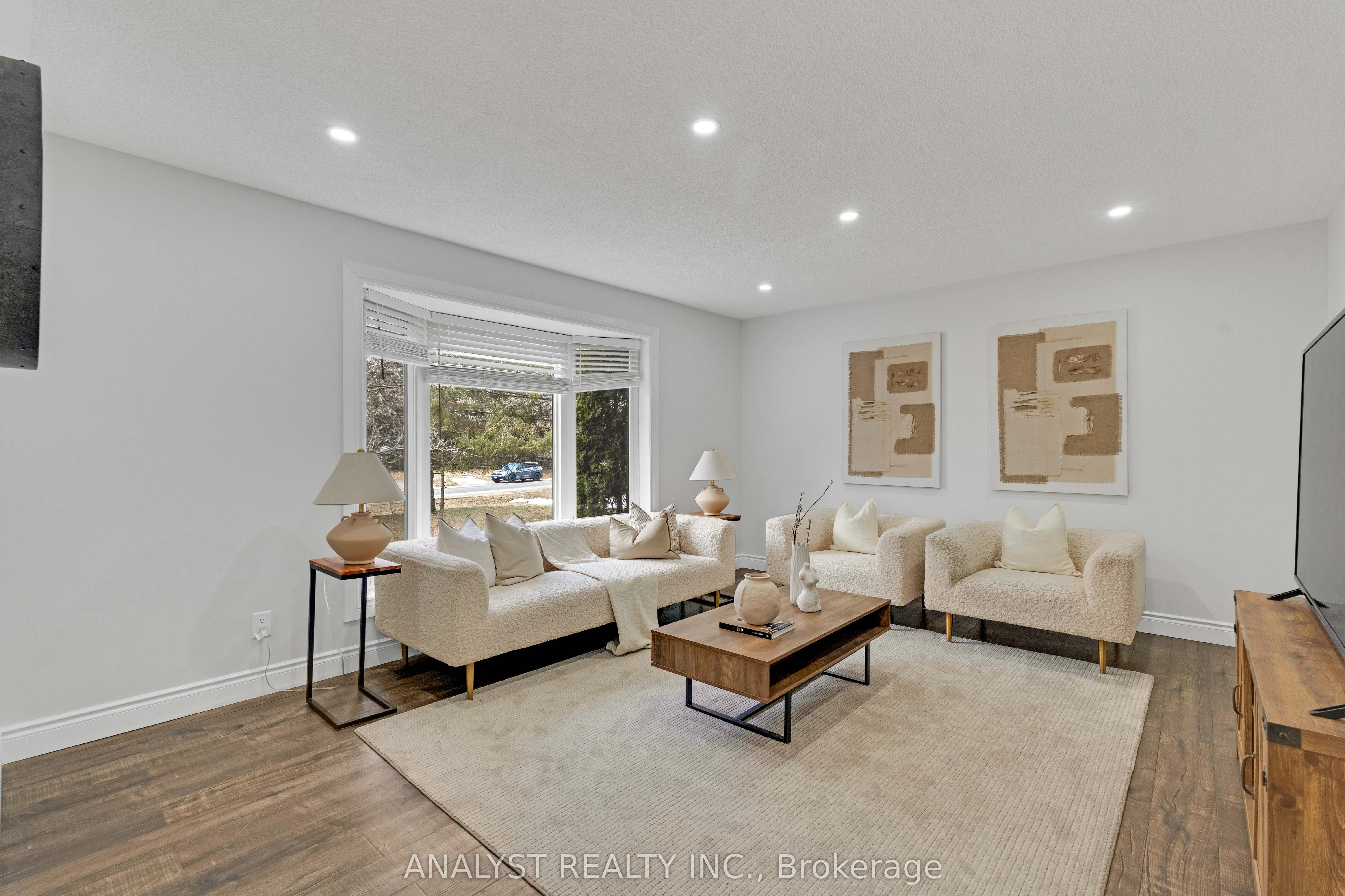 19 Pine Park Boulevard