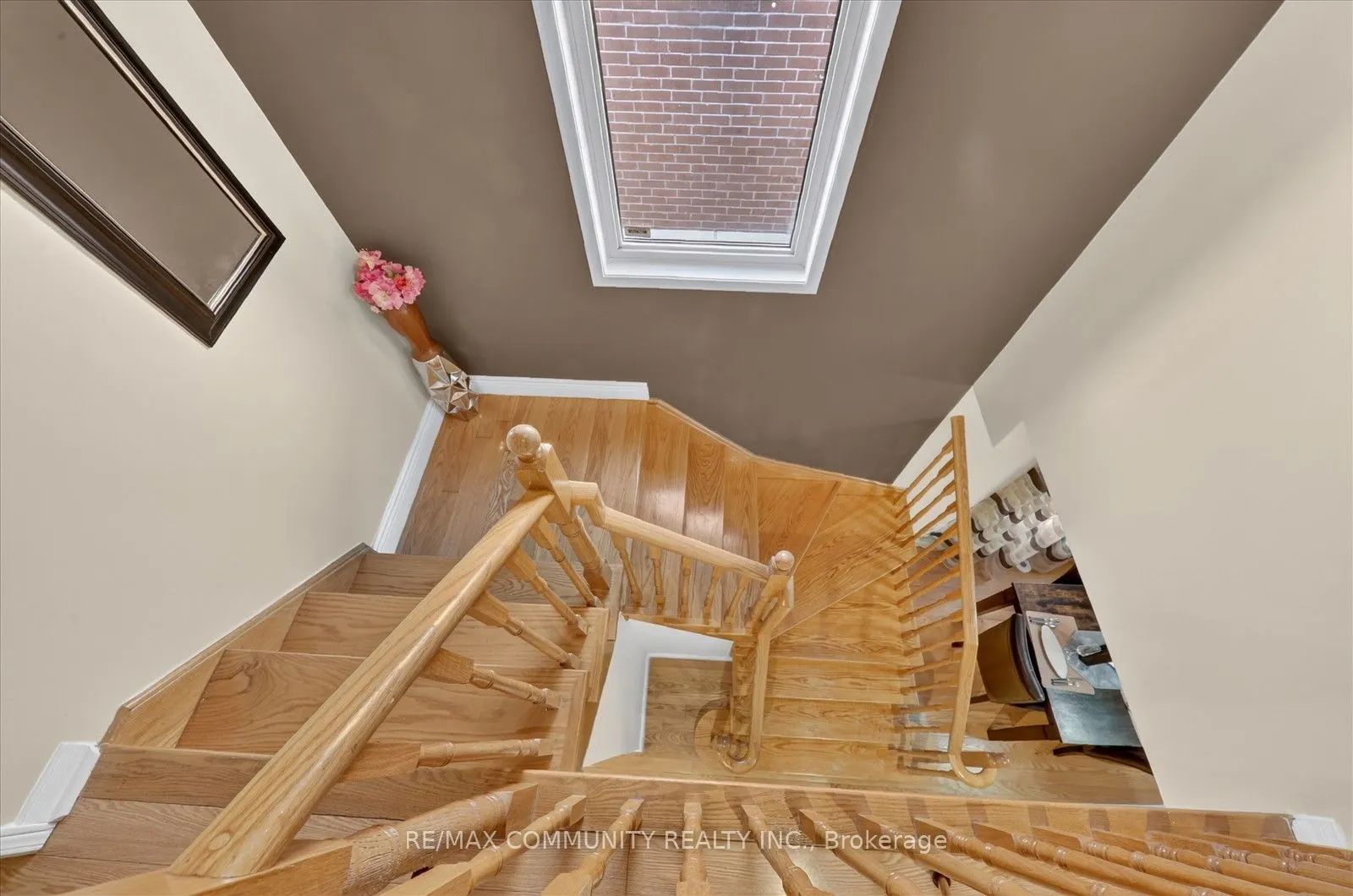 82 Burgeess Crescent