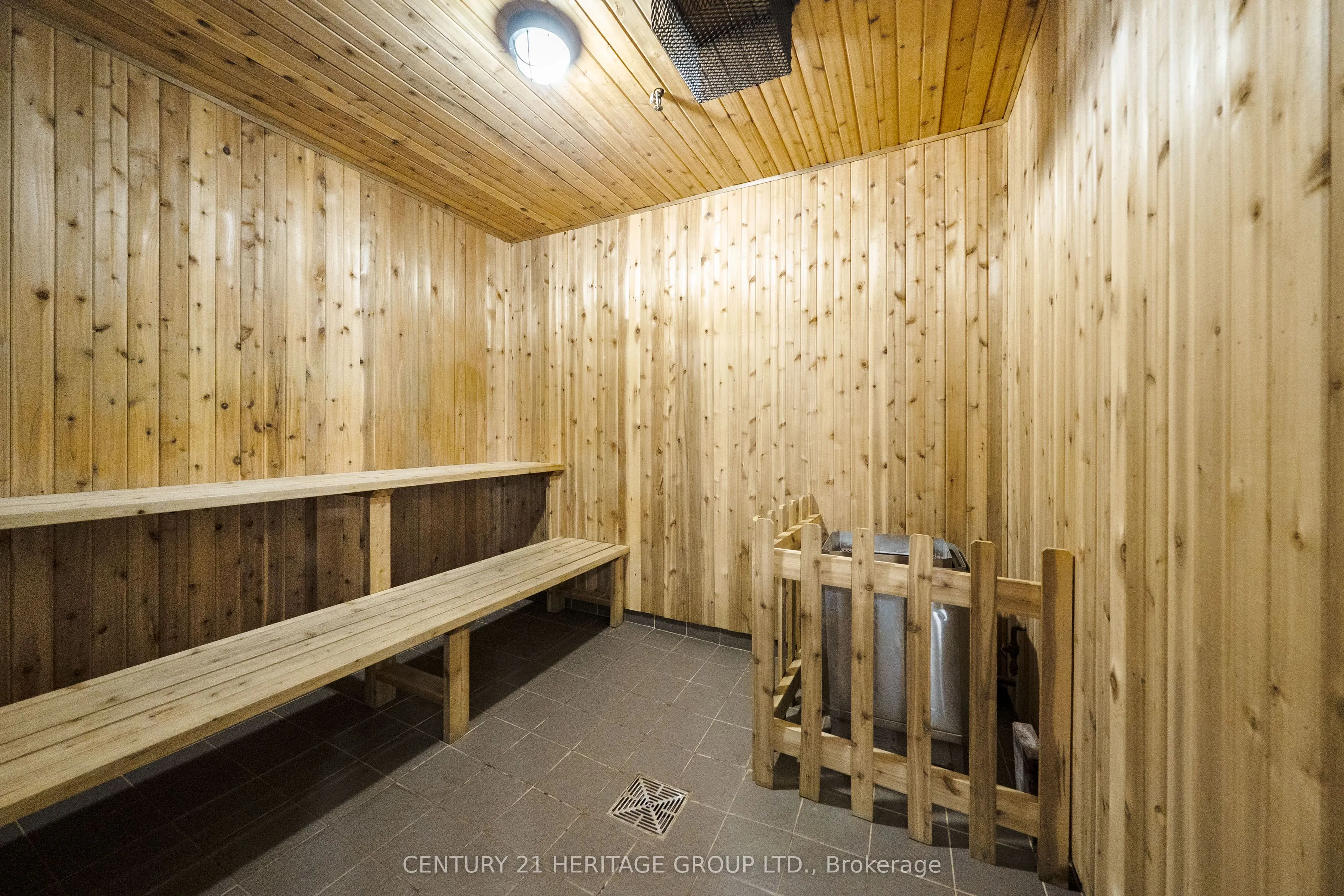 7 Townsgate Drive #1203