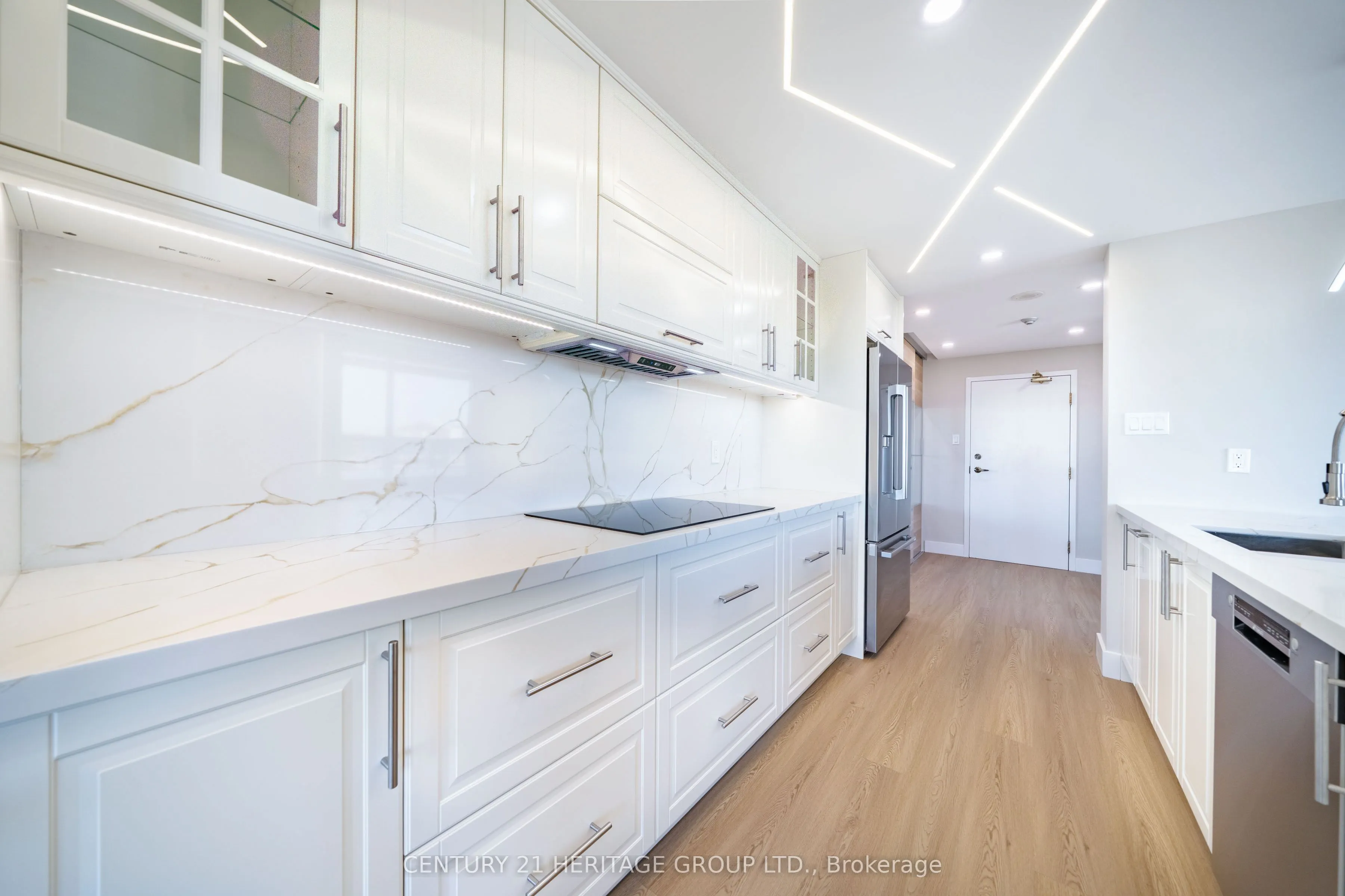 7 Townsgate Drive #1203