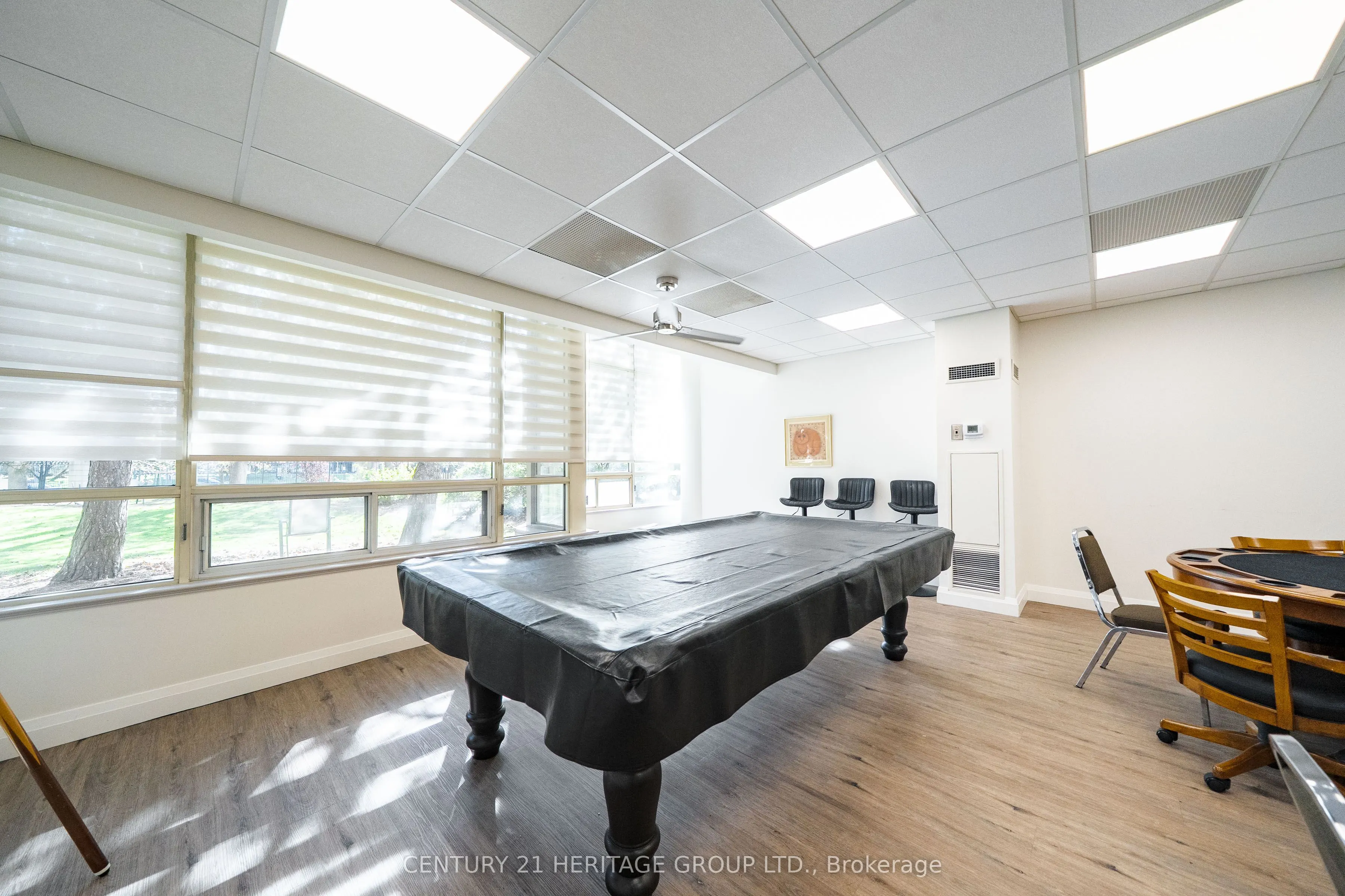 7 Townsgate Drive #1203