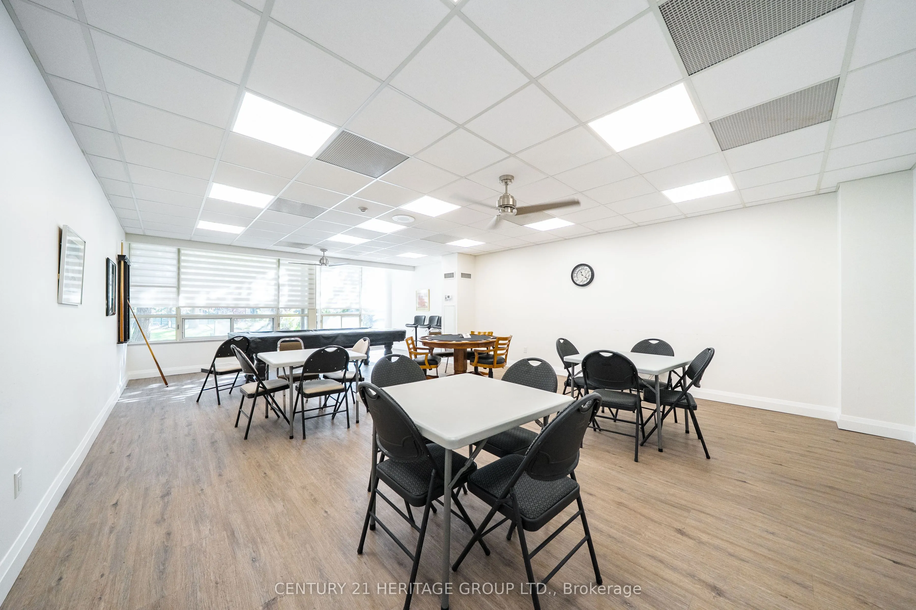 7 Townsgate Drive #1203