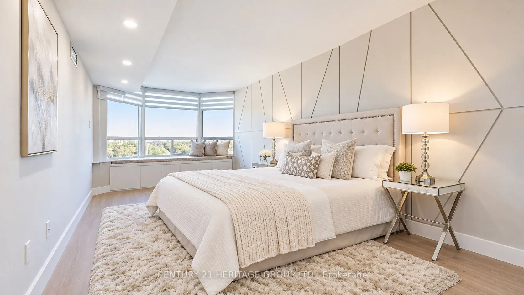 7 Townsgate Drive #1203
