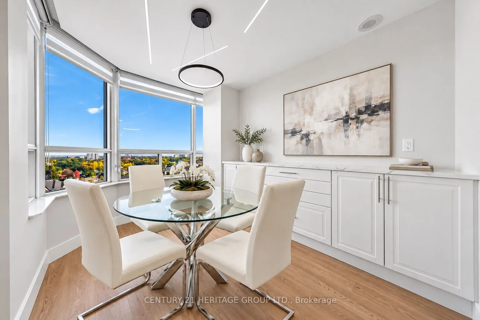 7 Townsgate Drive #1203