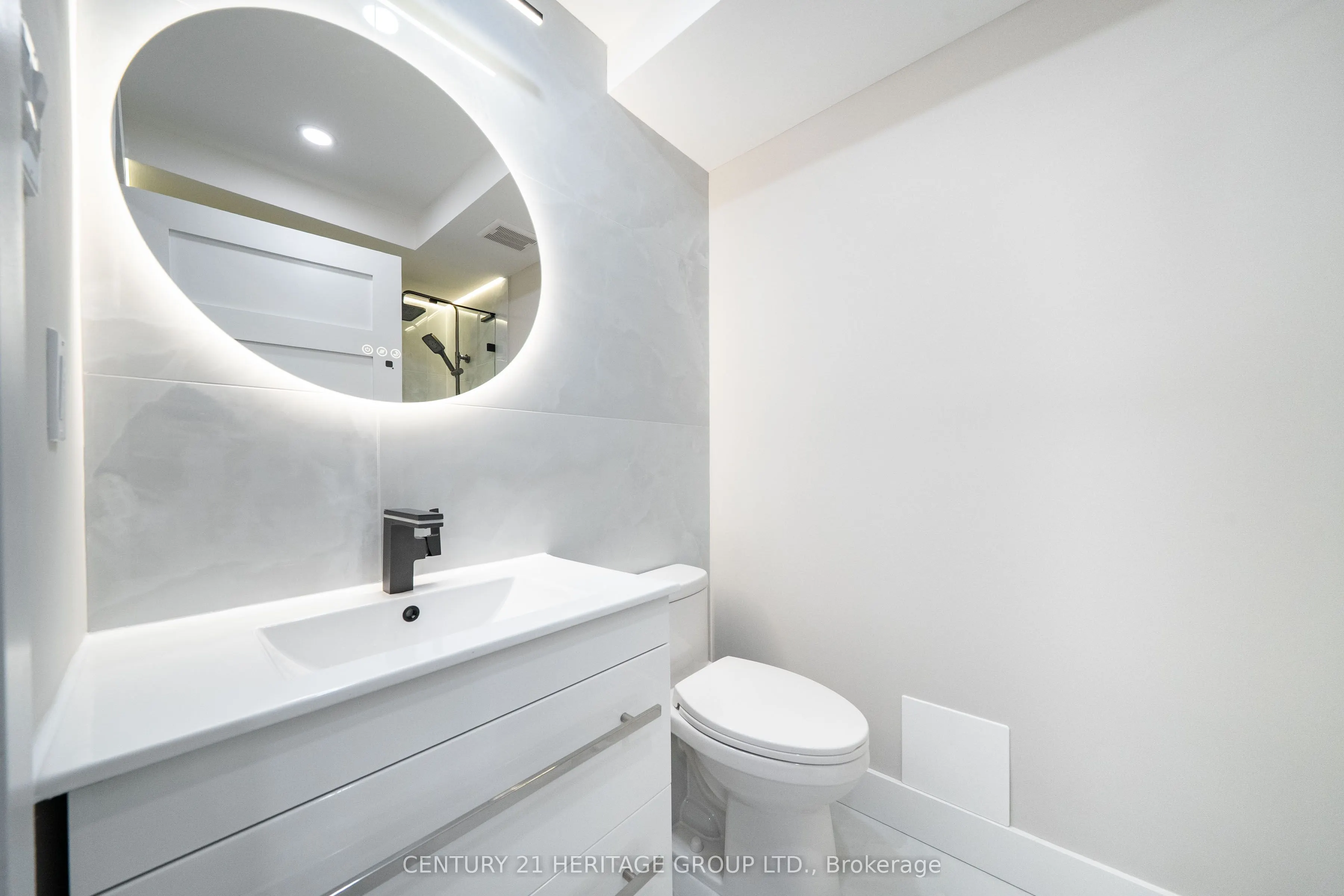7 Townsgate Drive #1203