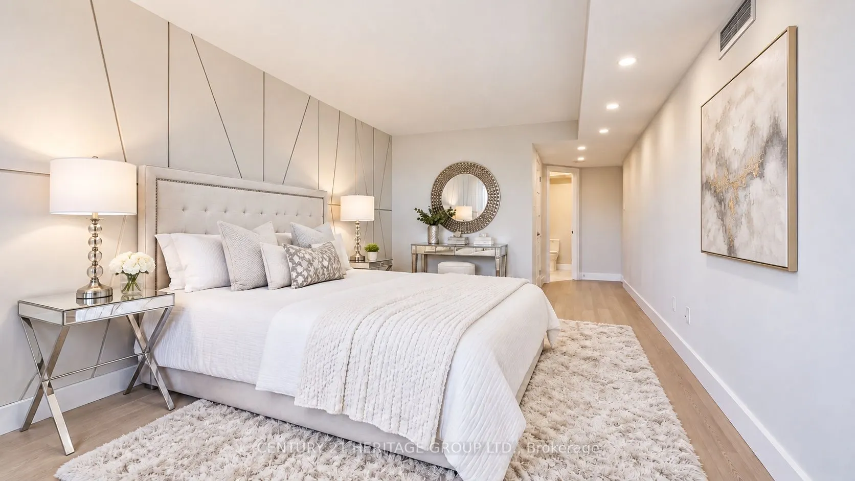 7 Townsgate Drive #1203