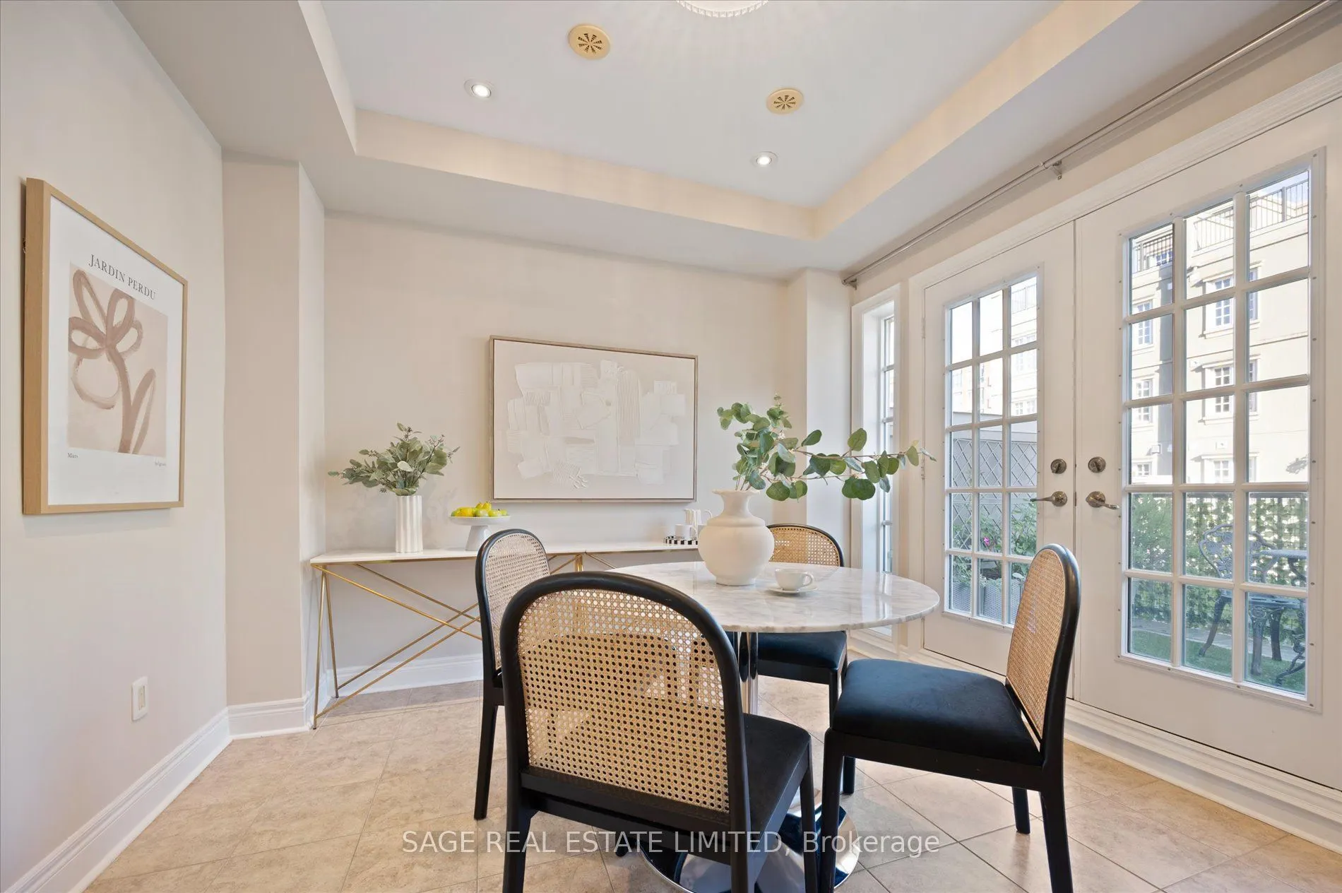 19 Roseberry Road
