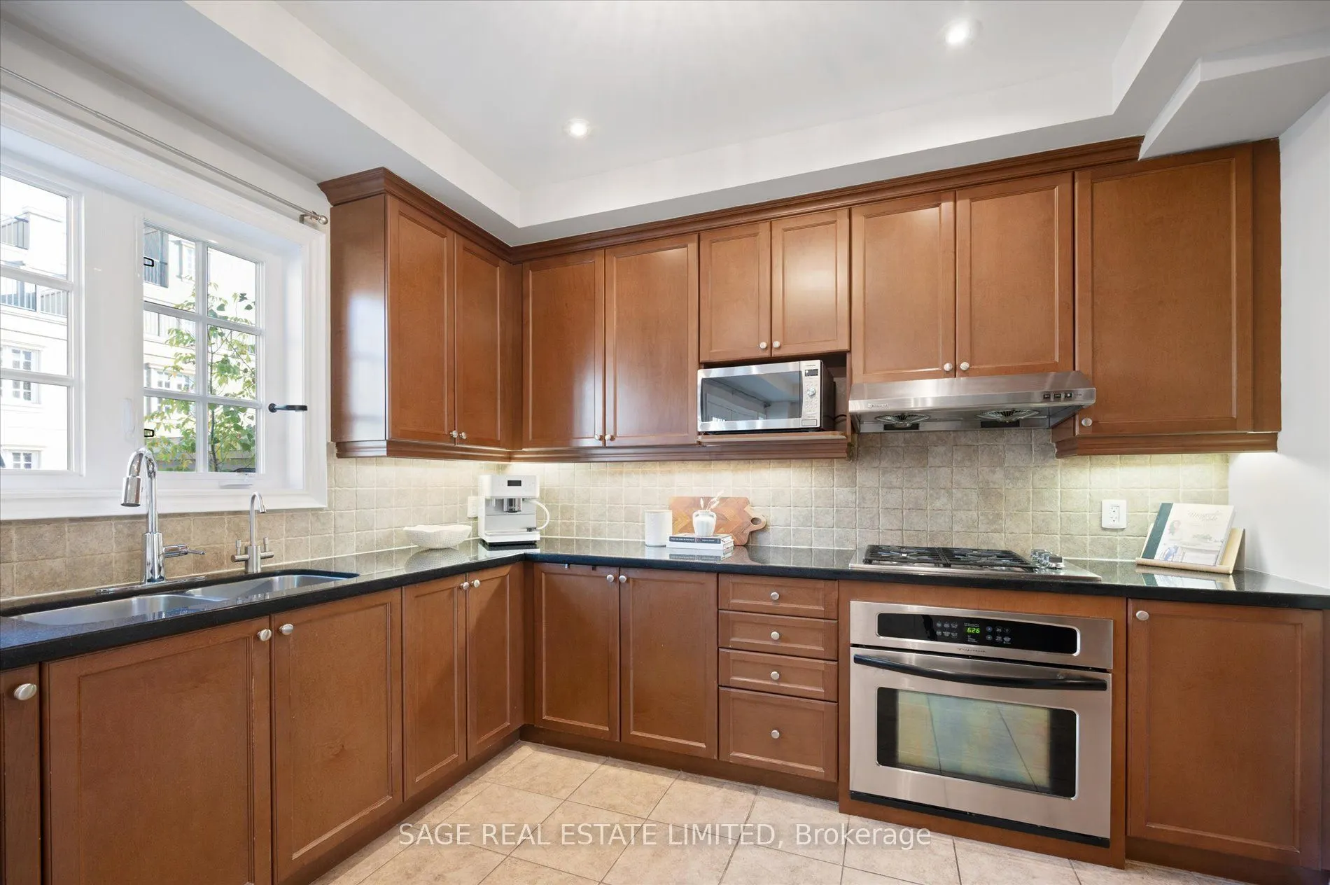 19 Roseberry Road