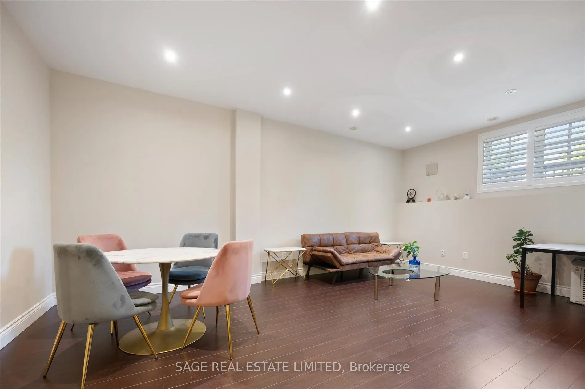 19 Roseberry Road
