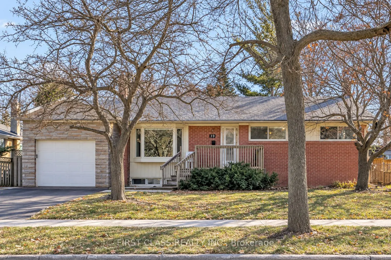 39 Seaton Drive