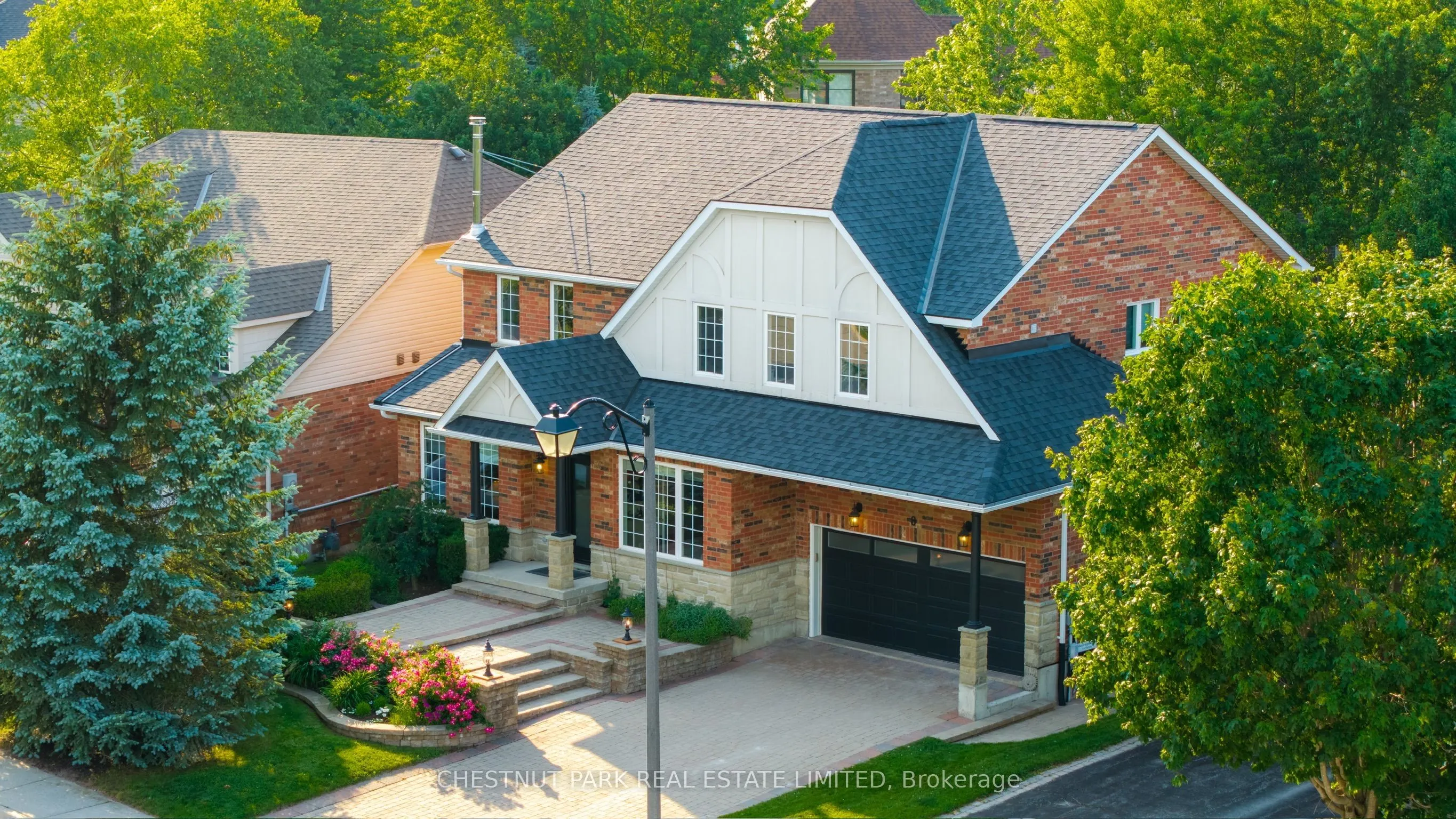 8 Cyril Richardson Court