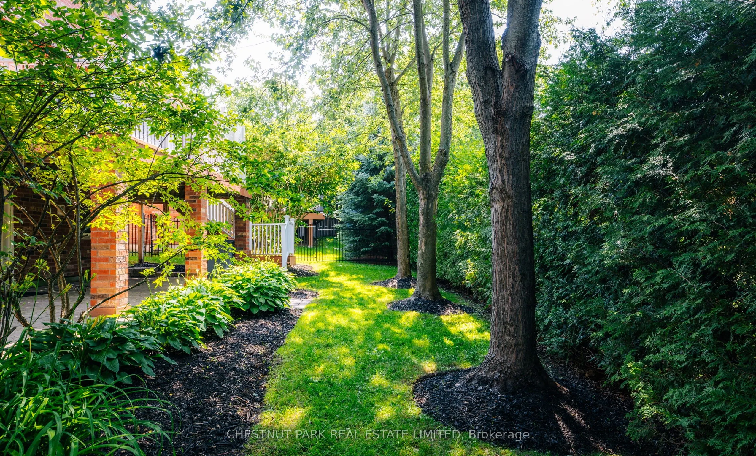 8 Cyril Richardson Court