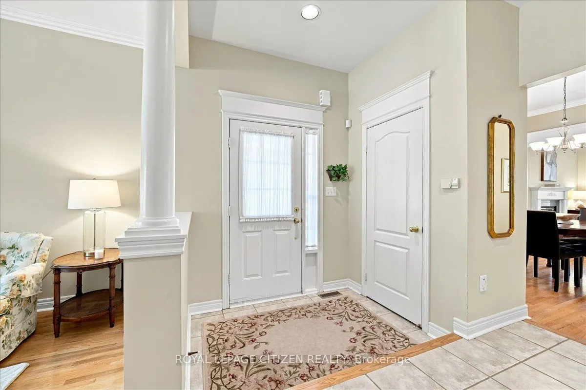 255 Shaftsbury Avenue #43