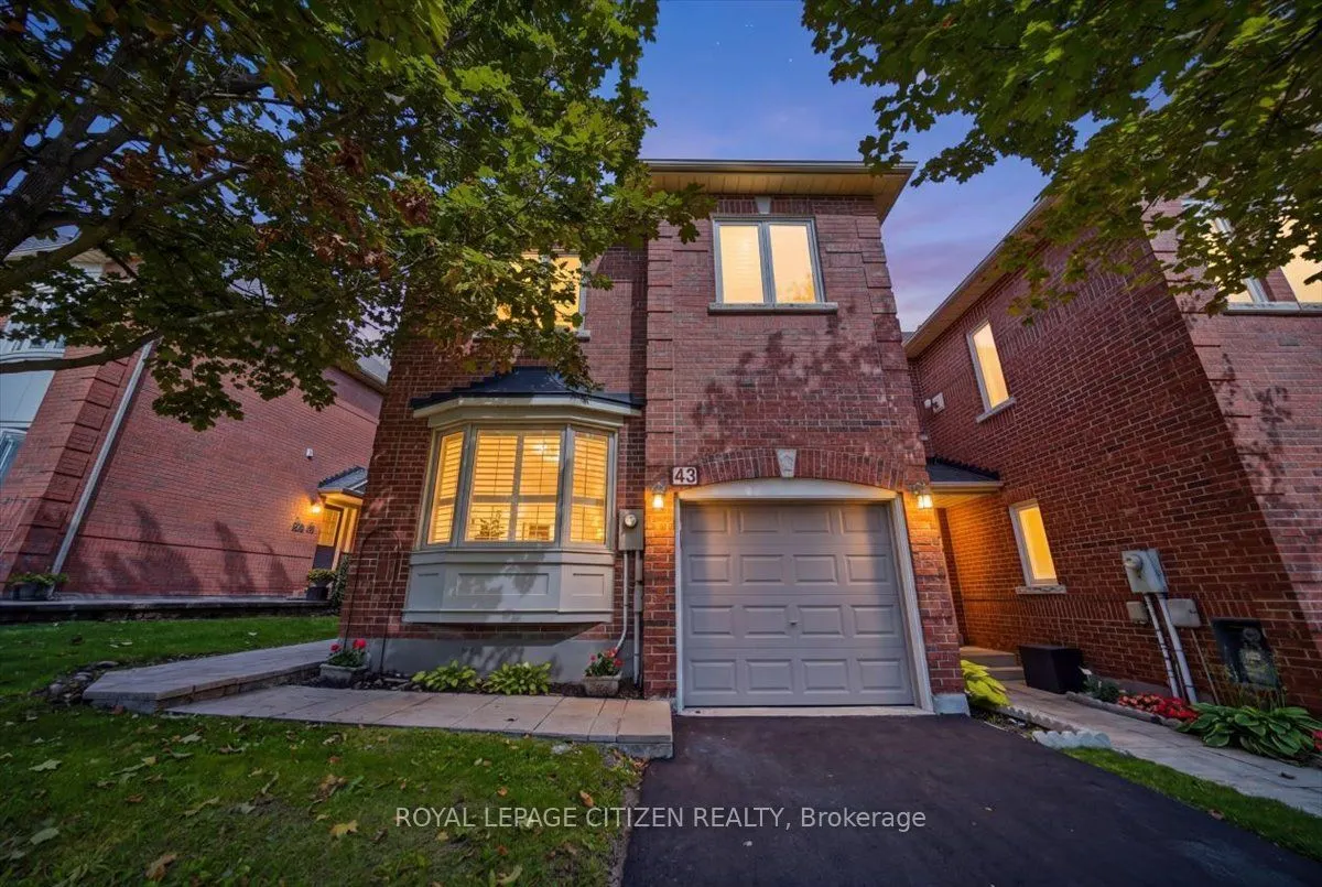 255 Shaftsbury Avenue #43
