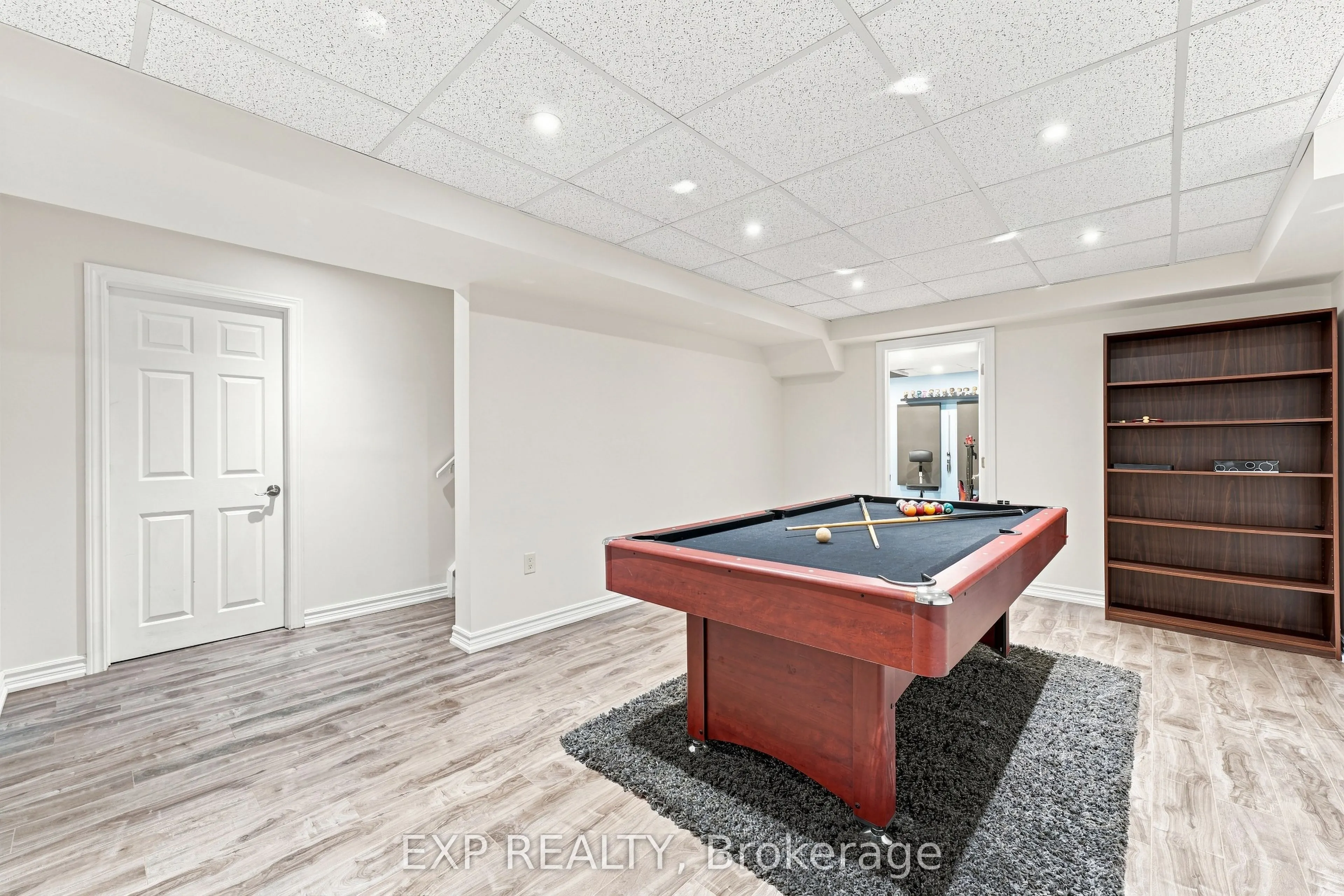 70 Thornlodge Drive