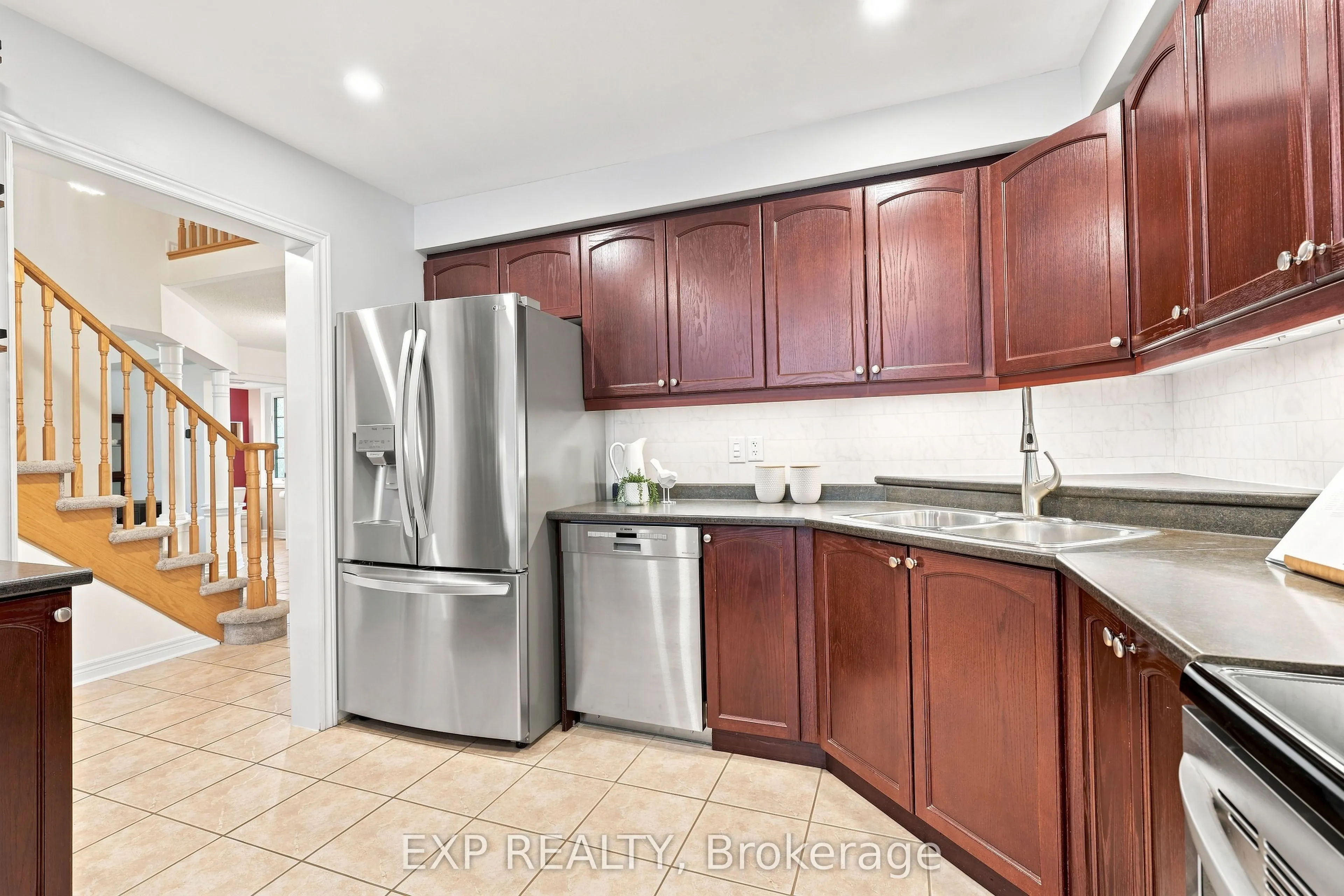 70 Thornlodge Drive