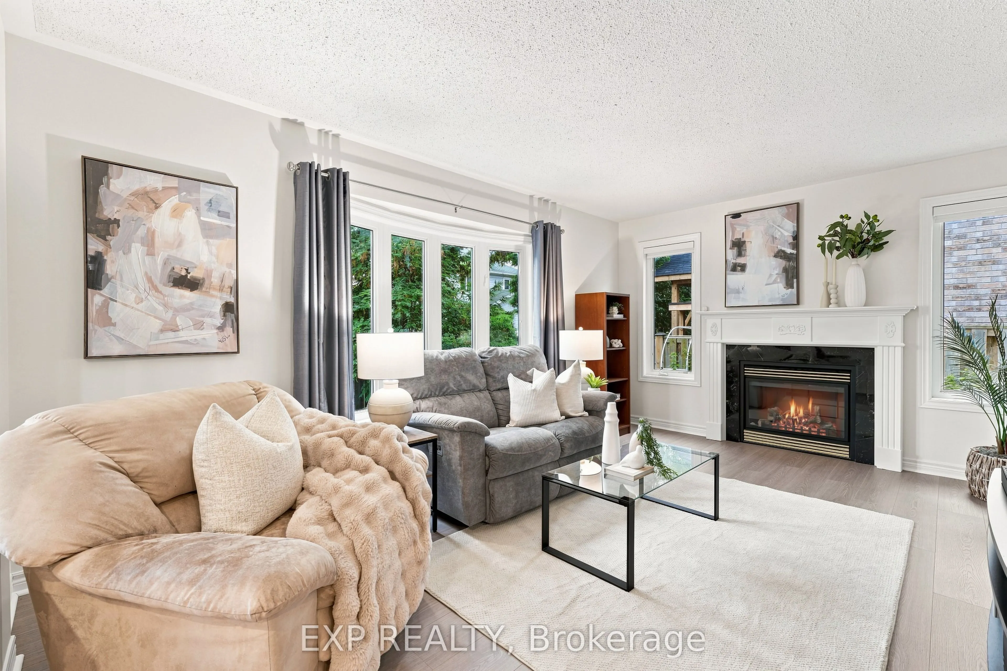 70 Thornlodge Drive