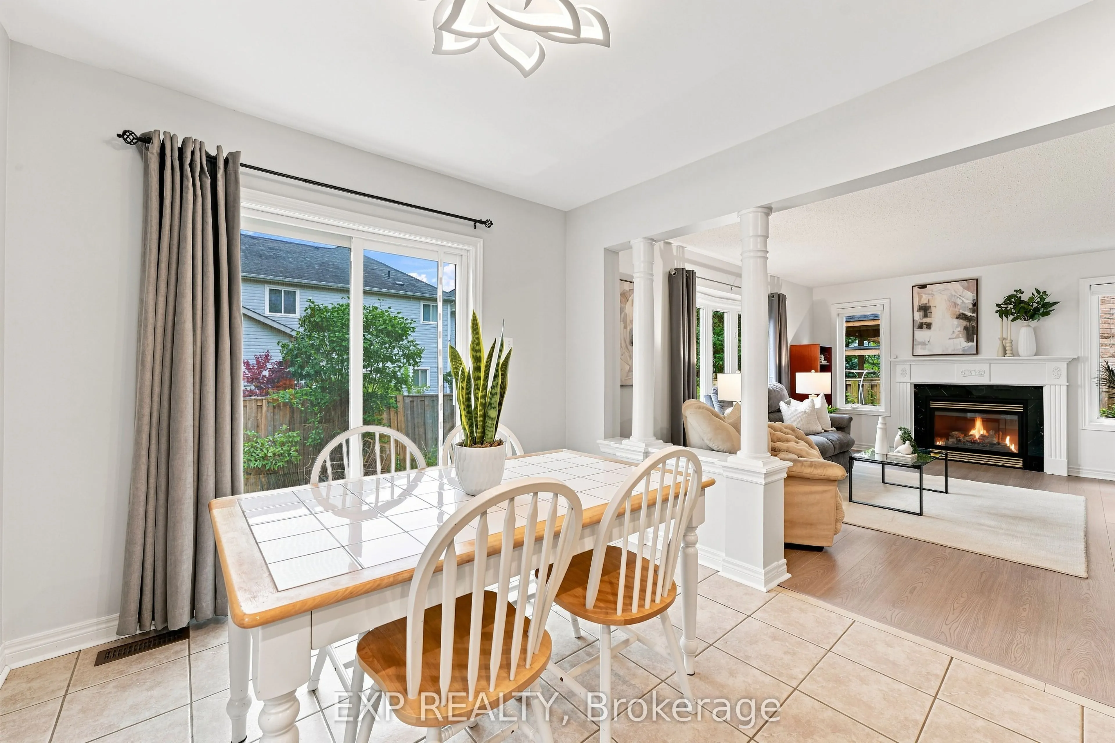 70 Thornlodge Drive