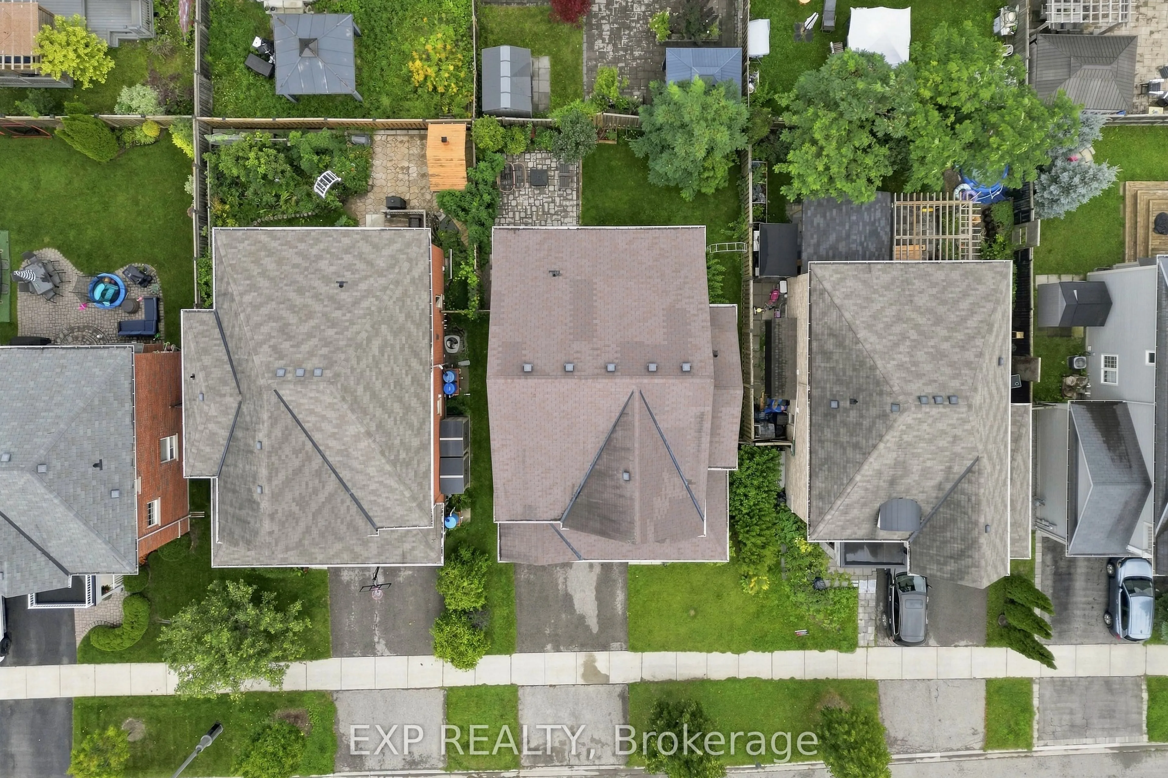 70 Thornlodge Drive