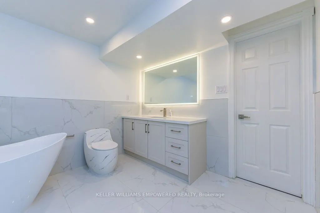 24 Marconi Avenue