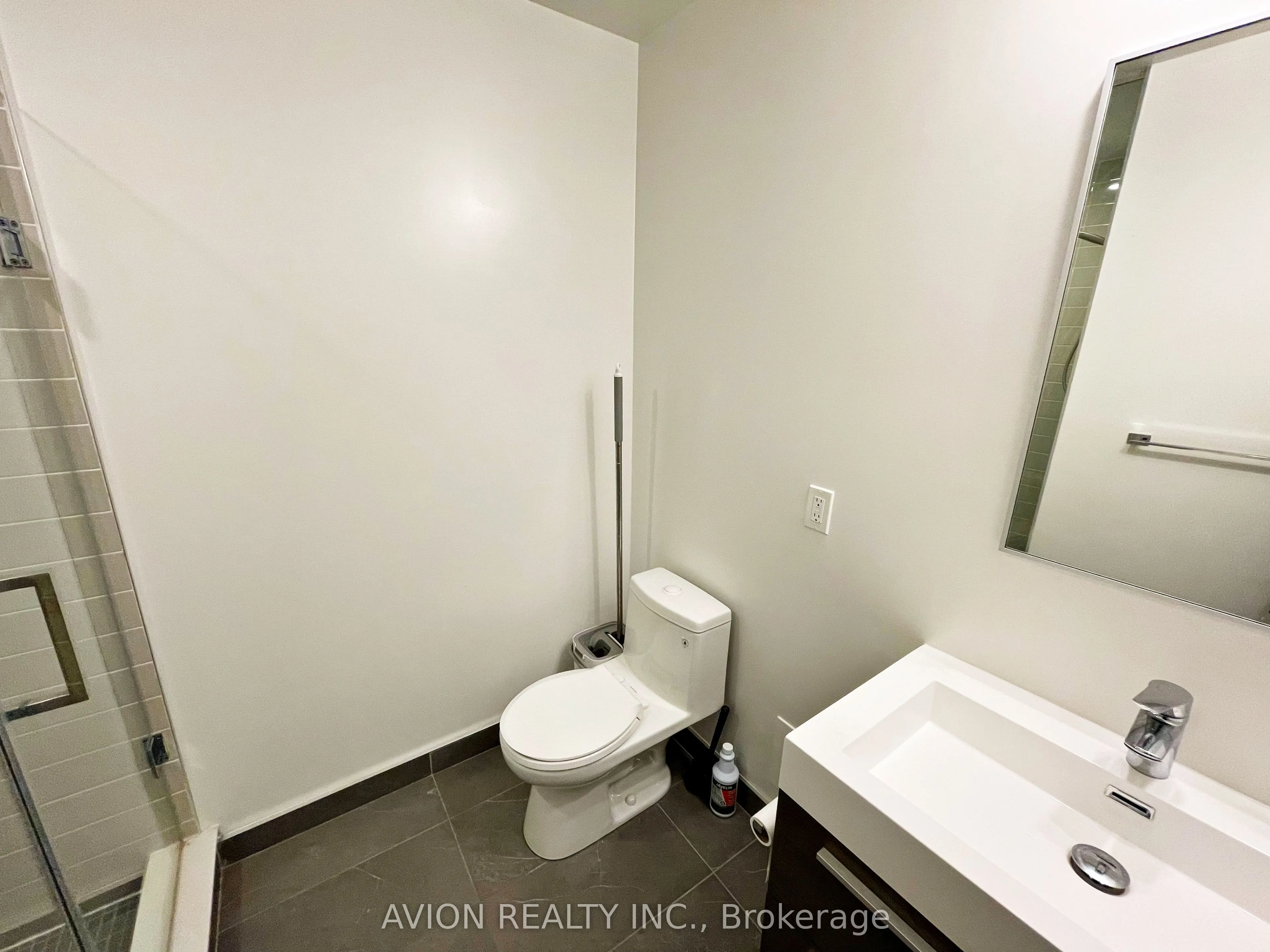 10 Rouge Valley Drive W #925A