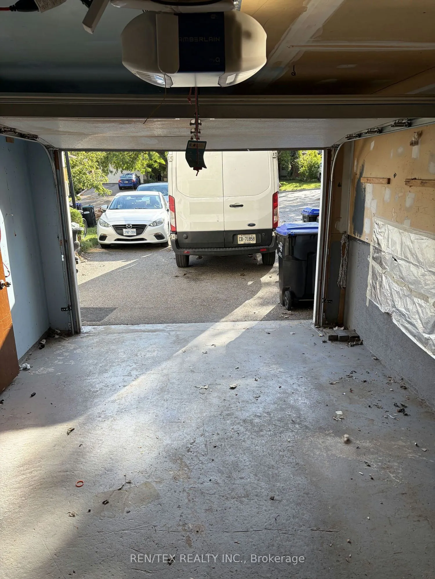 93 Maplegrove Avenue #Lower Level