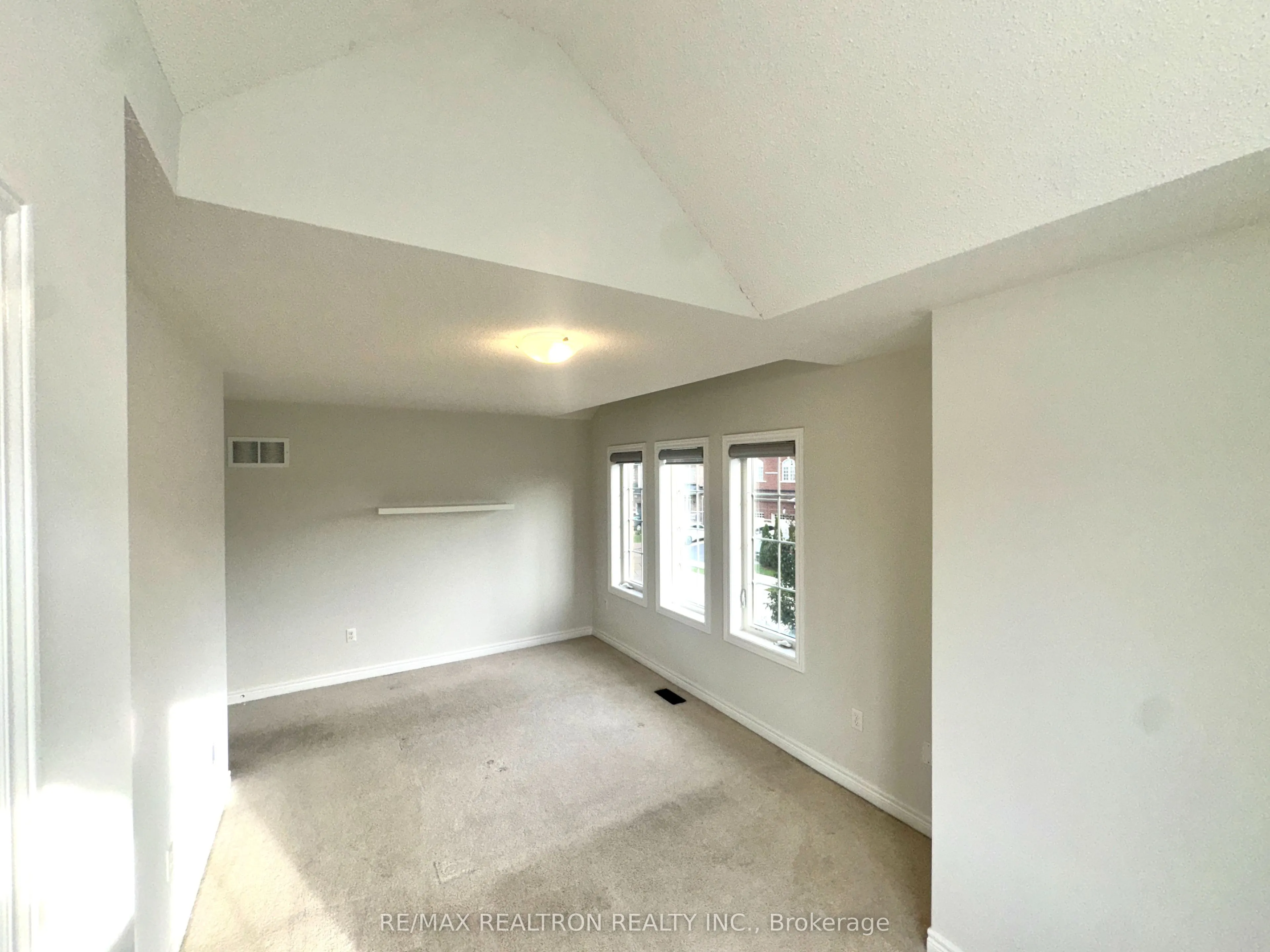 1306 Blencowe Crescent