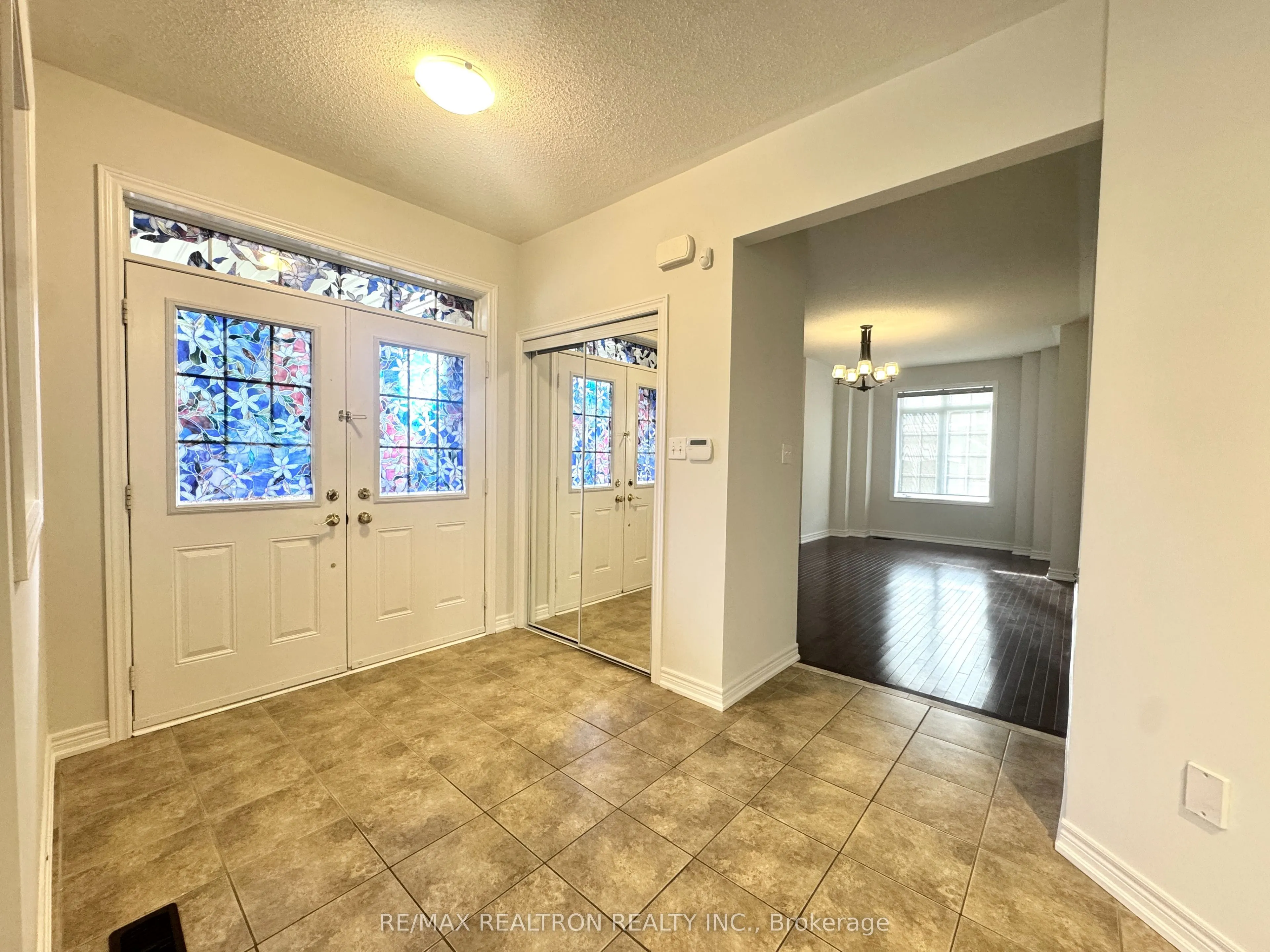 1306 Blencowe Crescent