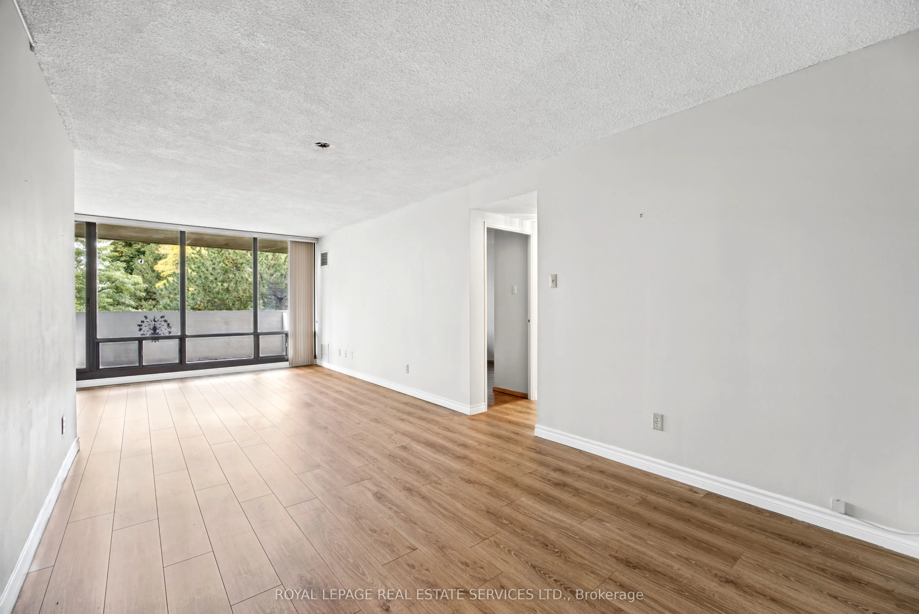 40 BAIF Boulevard #313