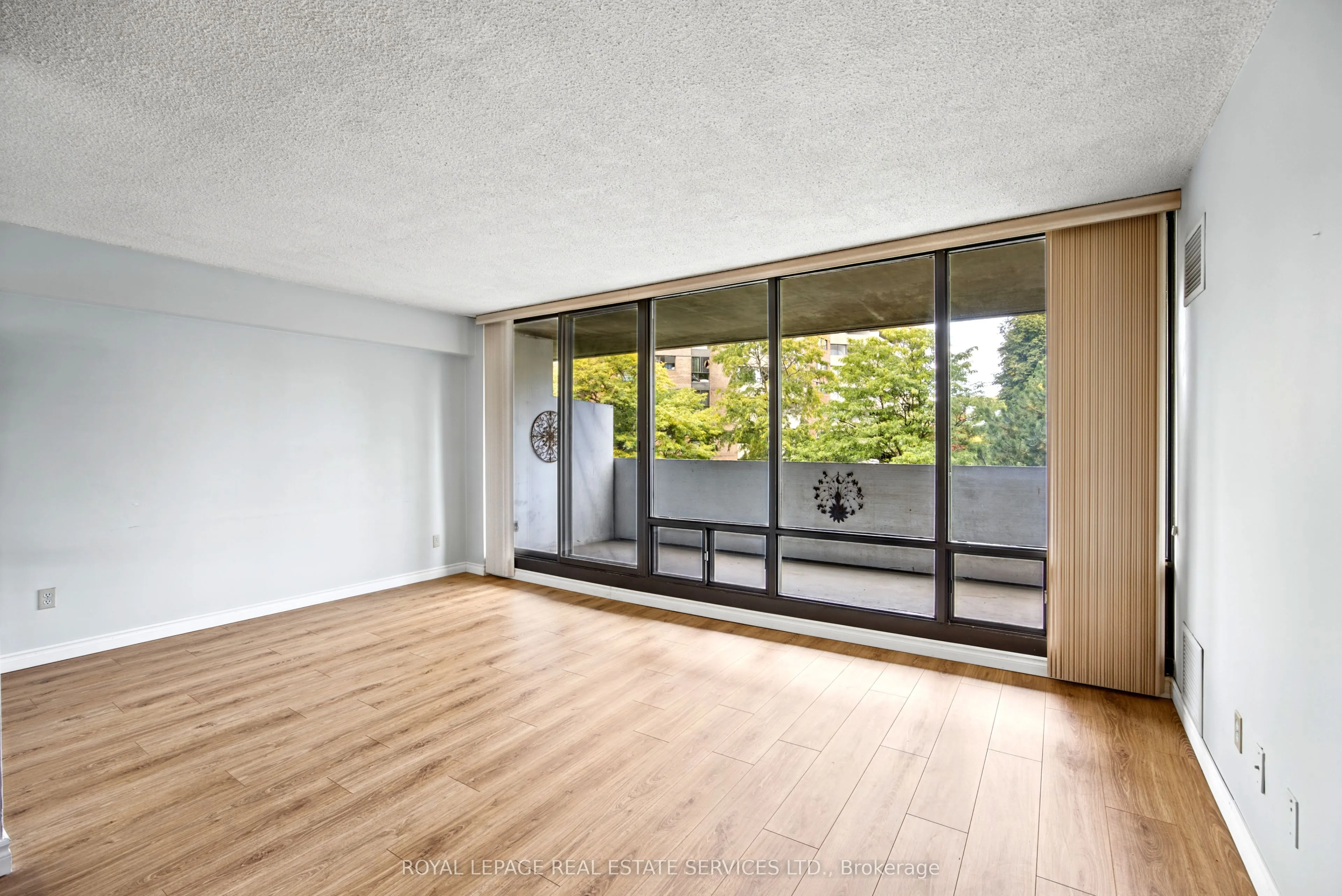 40 BAIF Boulevard #313