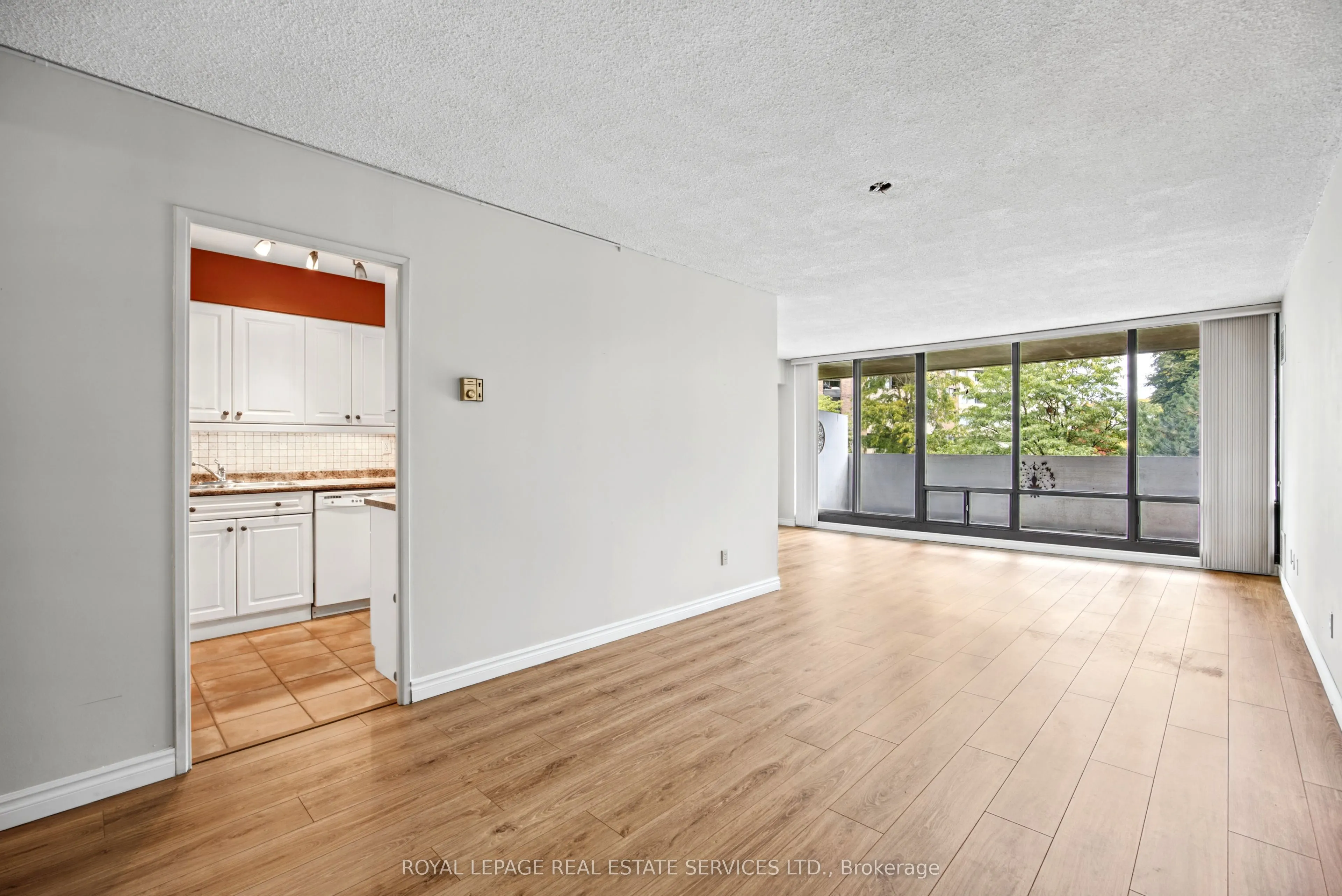 40 BAIF Boulevard #313