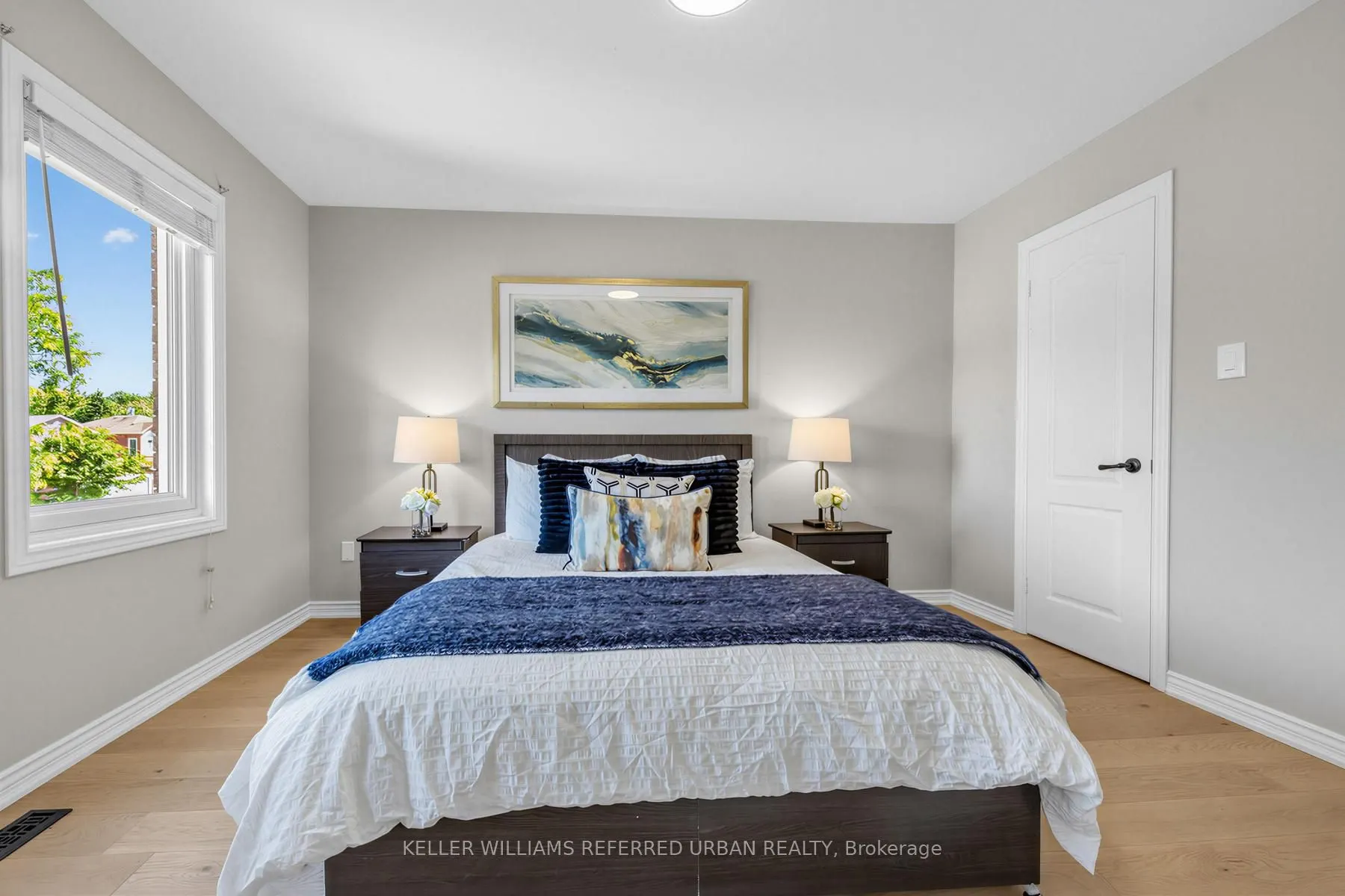 350 Pickering Crescent