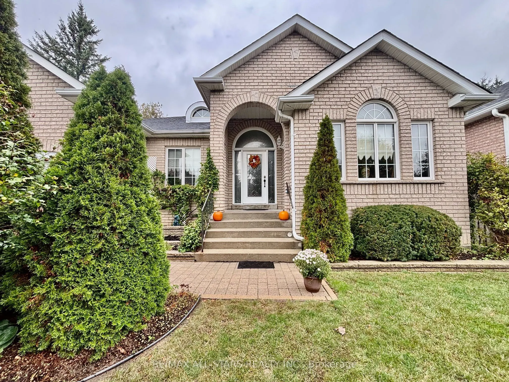 87 Lori Avenue