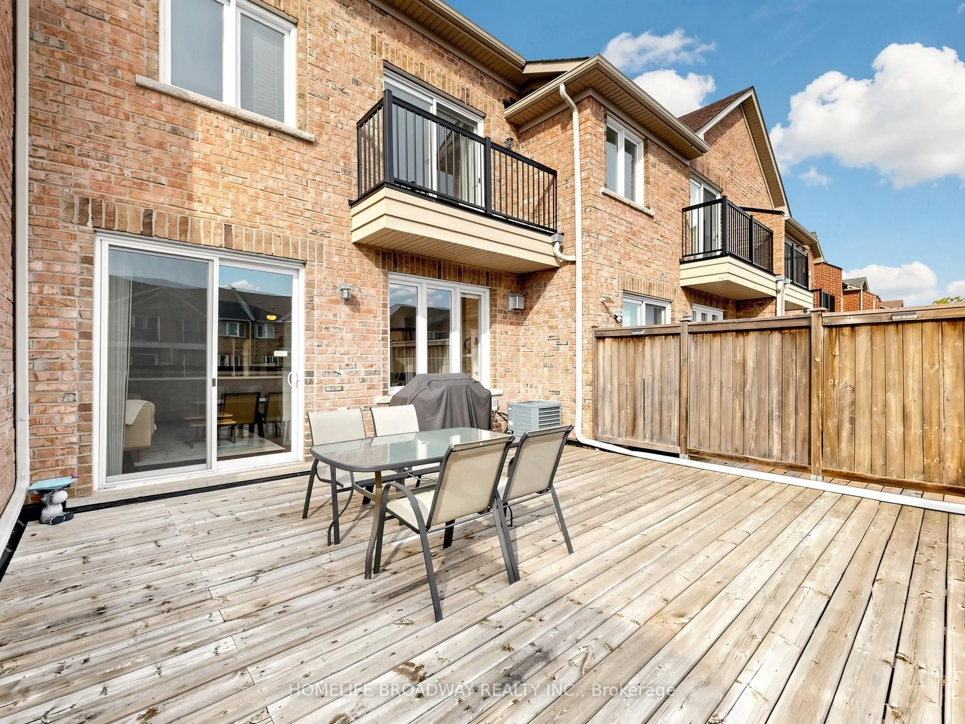 9 Earnshaw Drive