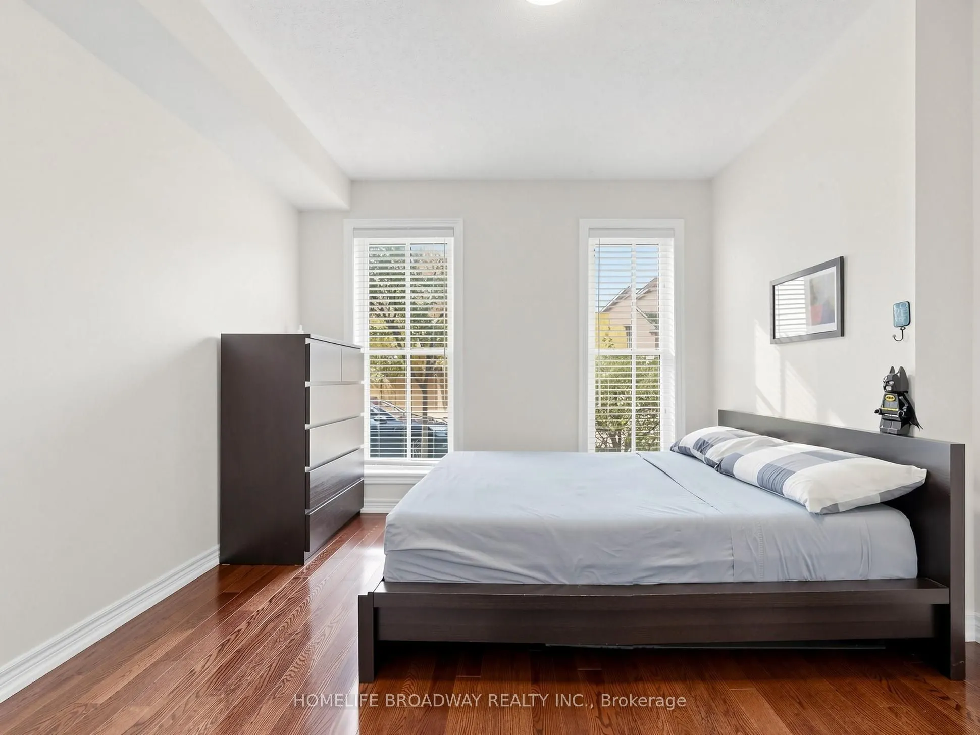 9 Earnshaw Drive