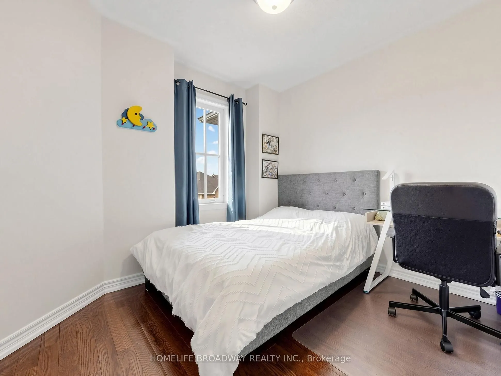 9 Earnshaw Drive