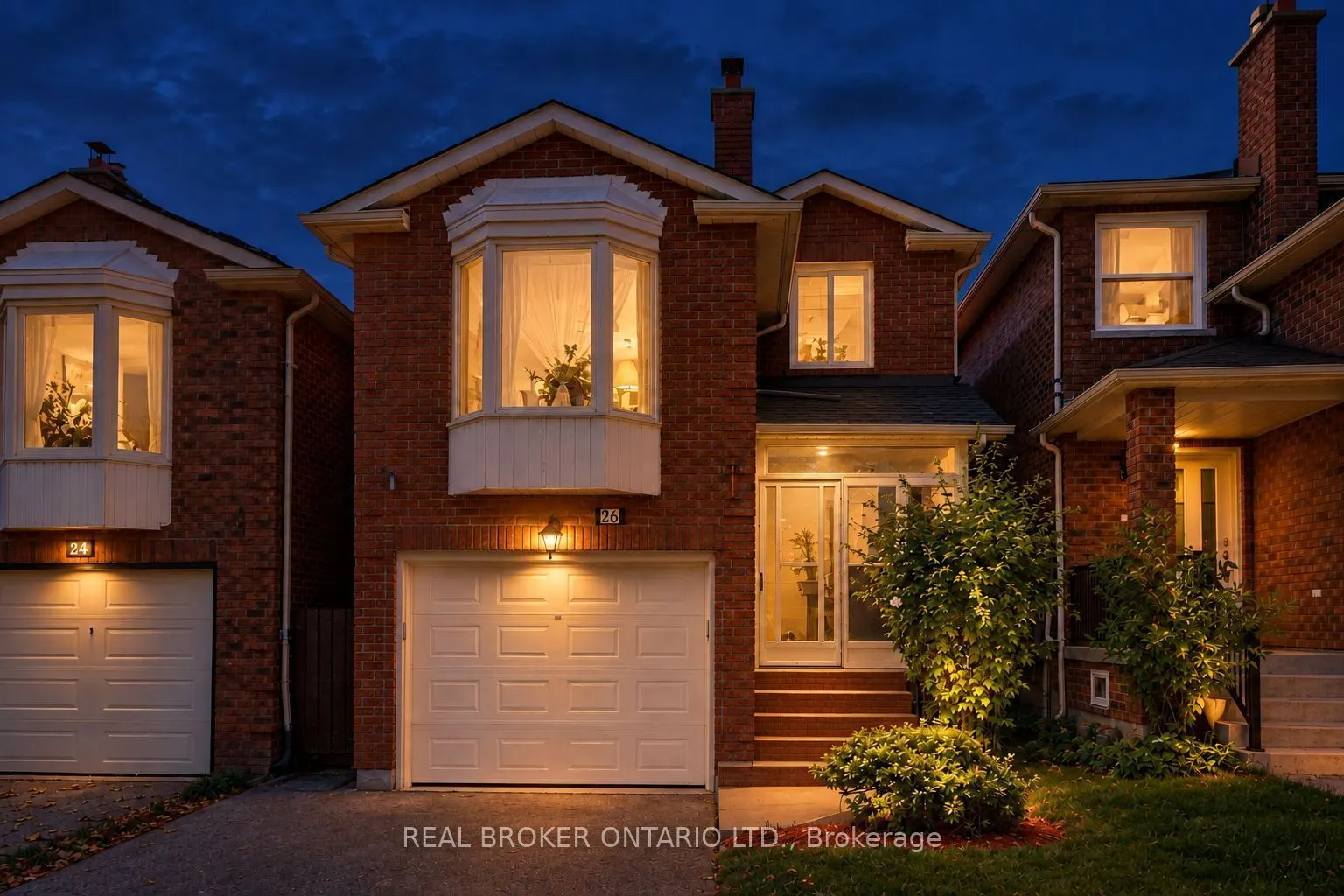 26 White Boulevard